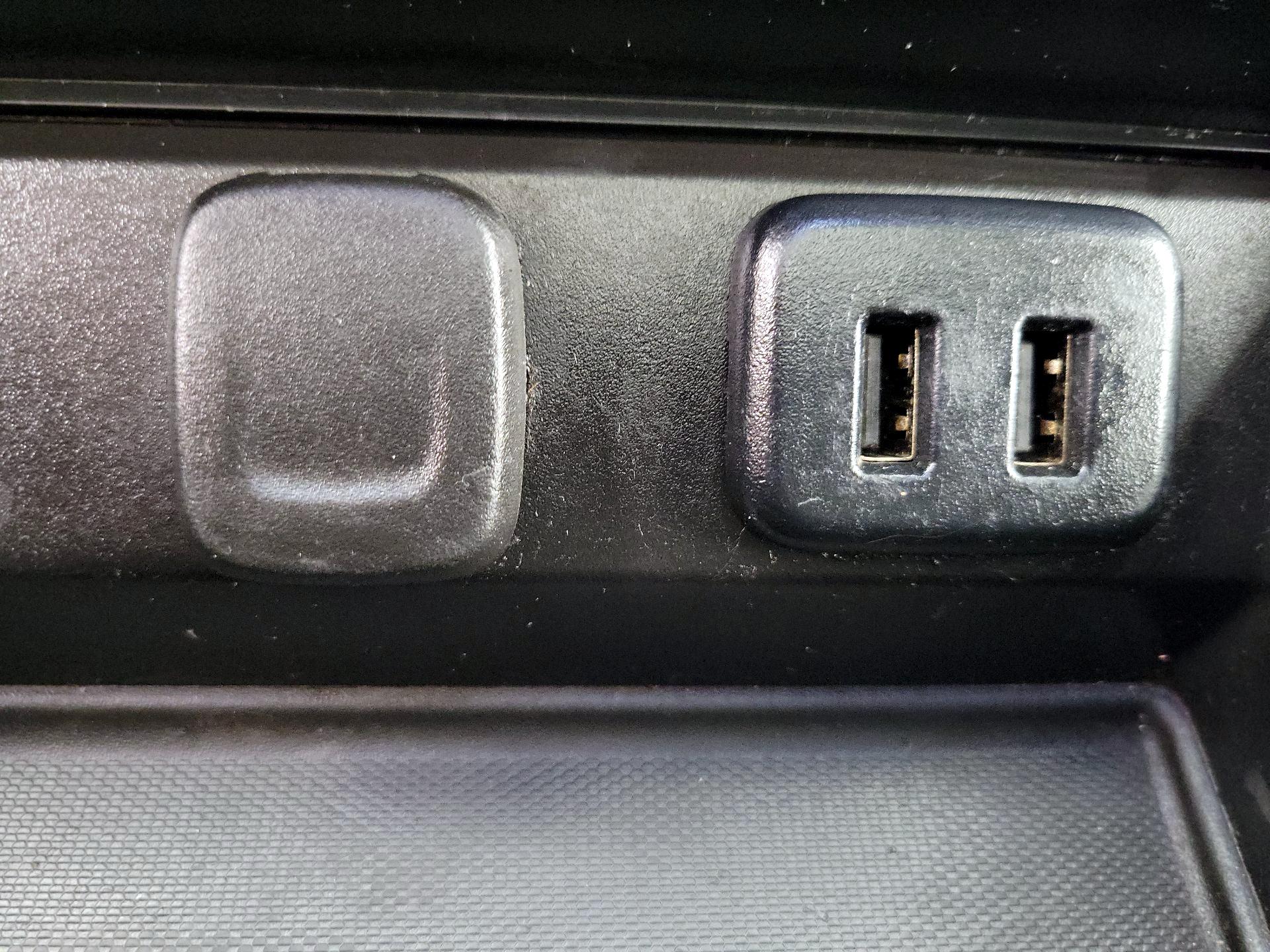 Thumbnail: 2020 GMC Yukon - 19