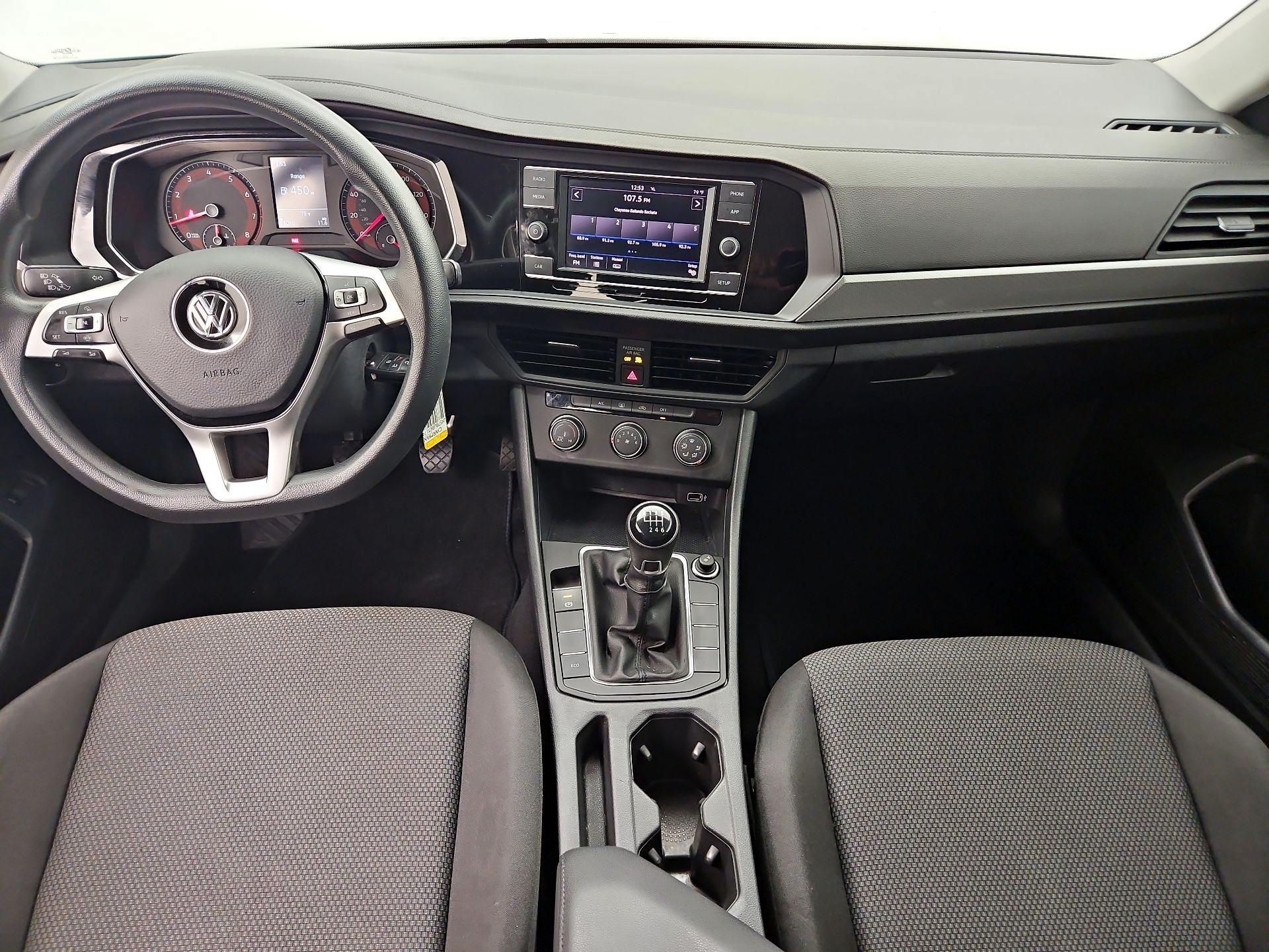 Thumbnail: 2019 Volkswagen Jetta - 9
