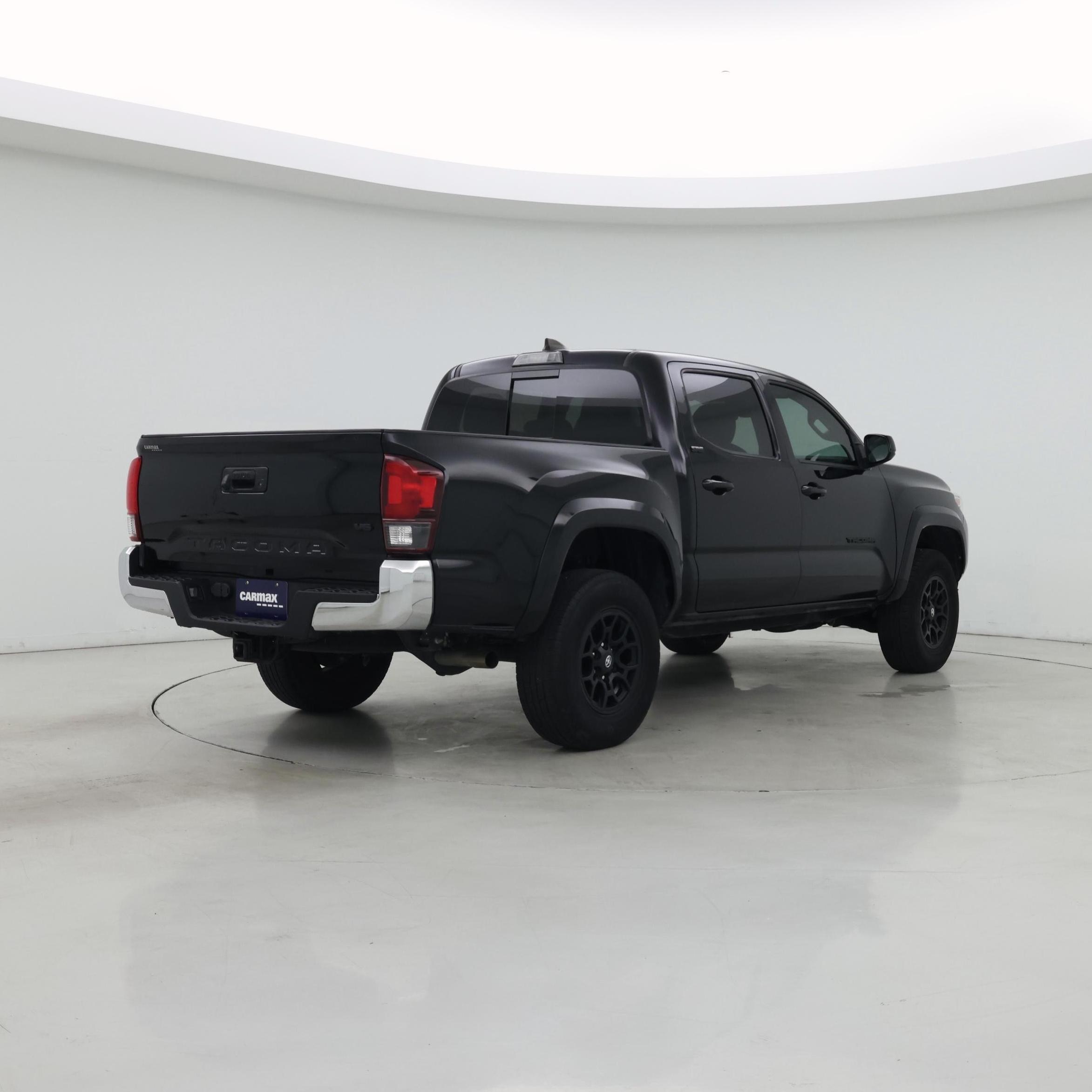 Thumbnail: 2021 Toyota Tacoma - 8