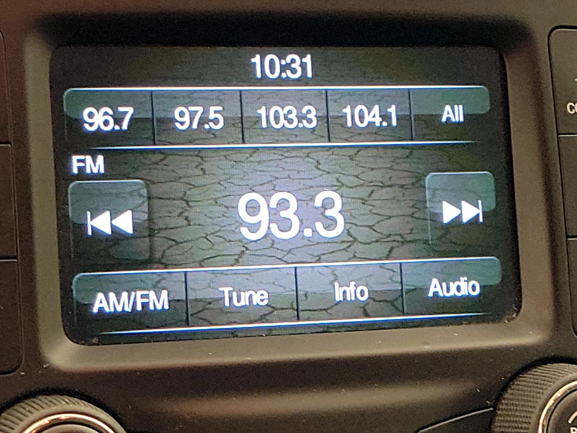 Thumbnail: 2018 Jeep Cherokee - 15