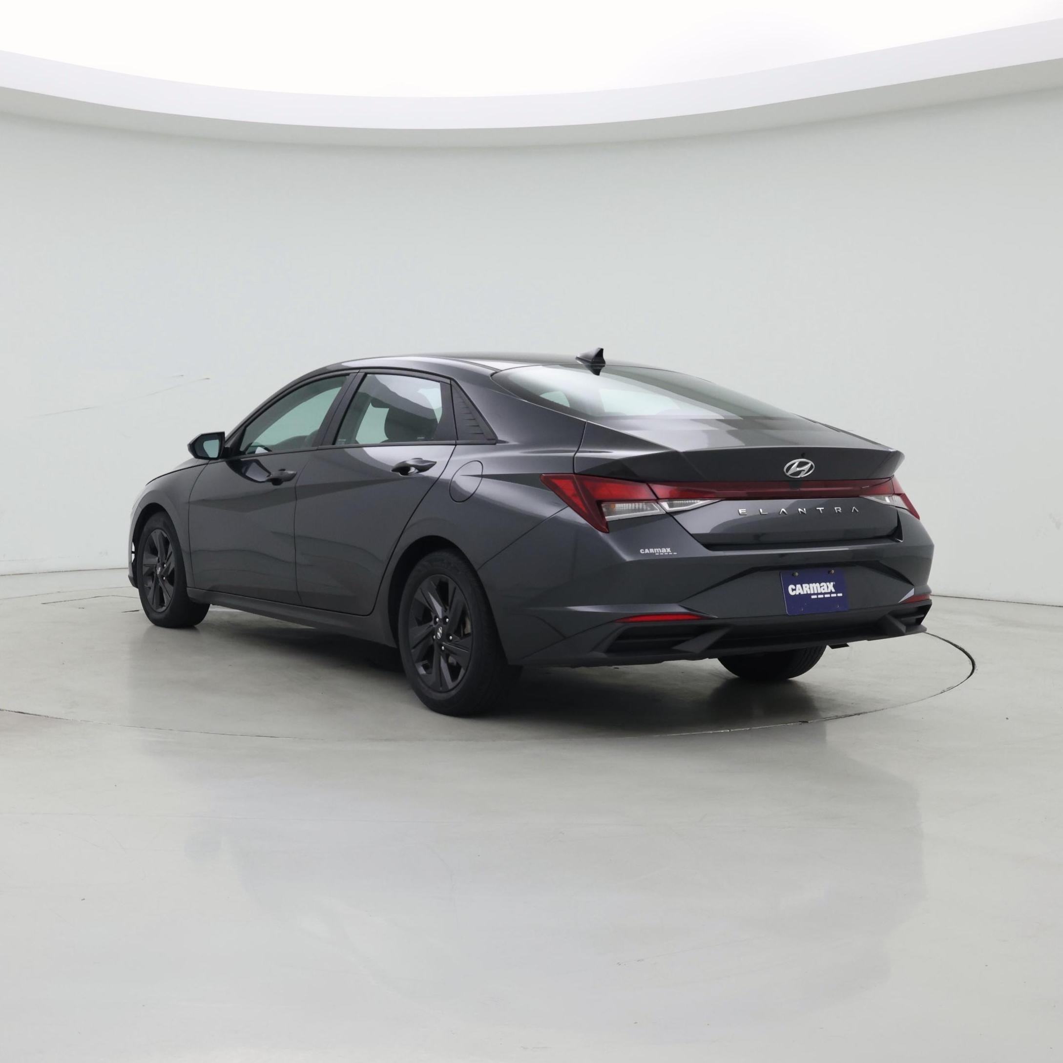 Thumbnail: 2021 Hyundai Elantra - 2