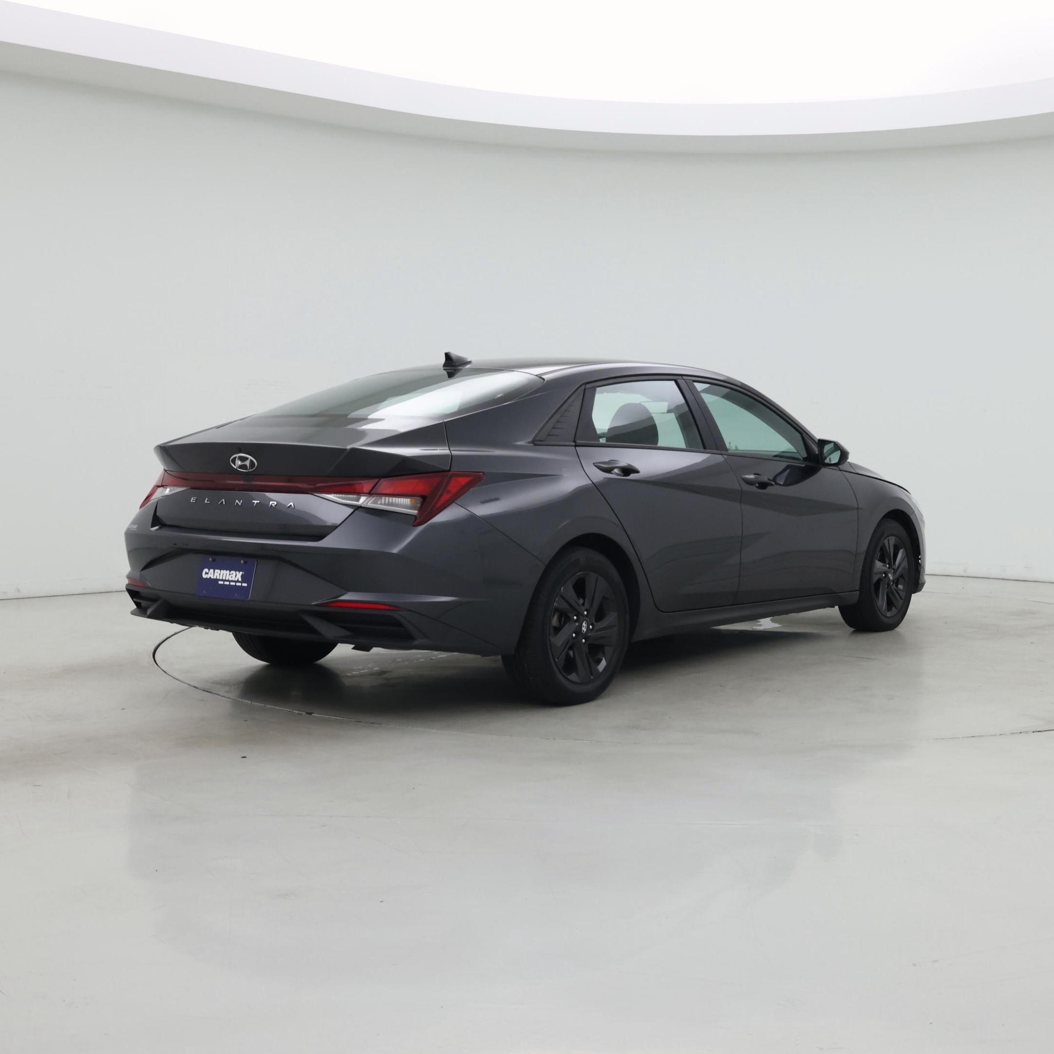 Thumbnail: 2021 Hyundai Elantra - 8
