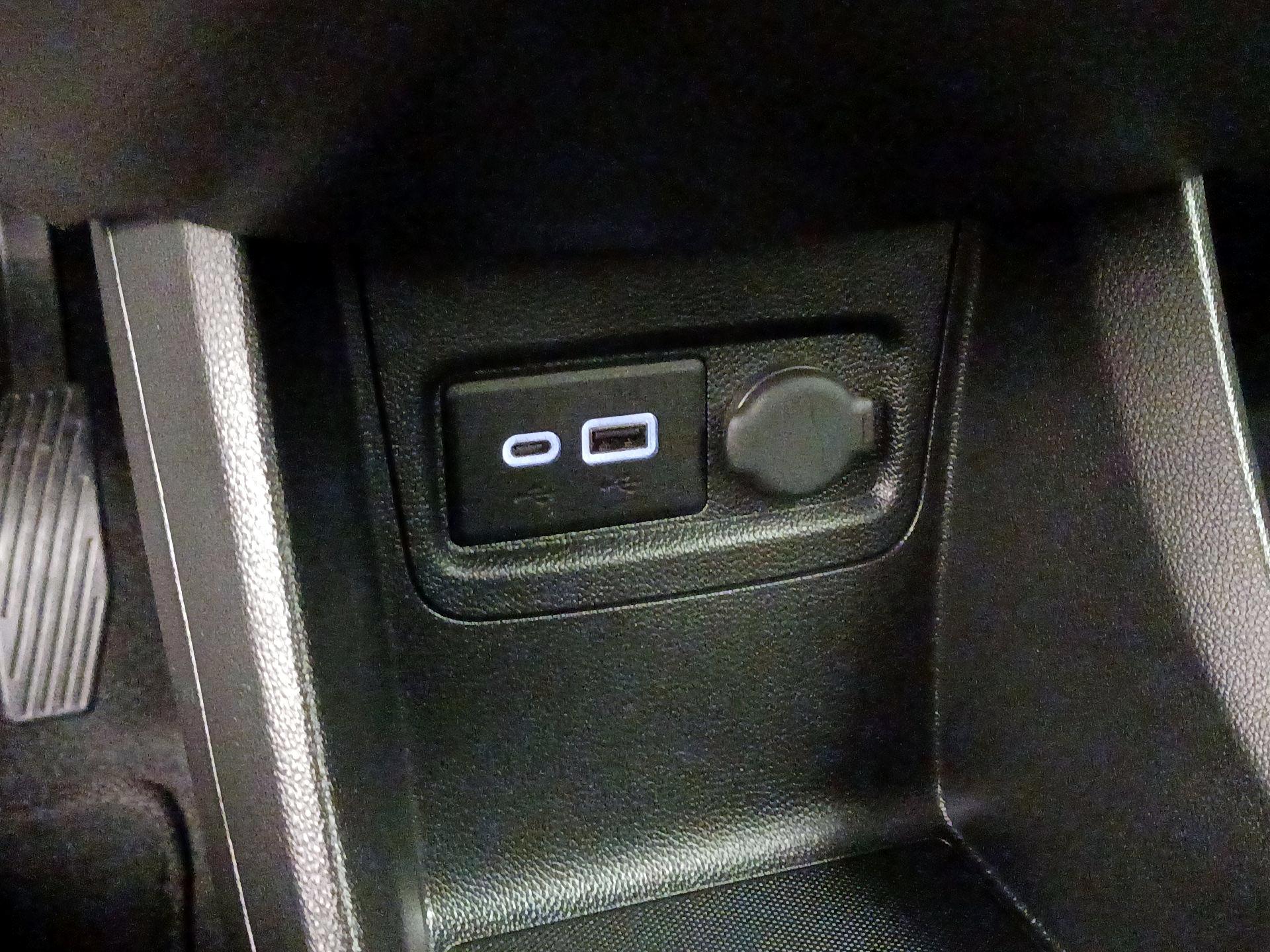 Thumbnail: 2021 Chevrolet Spark - 18