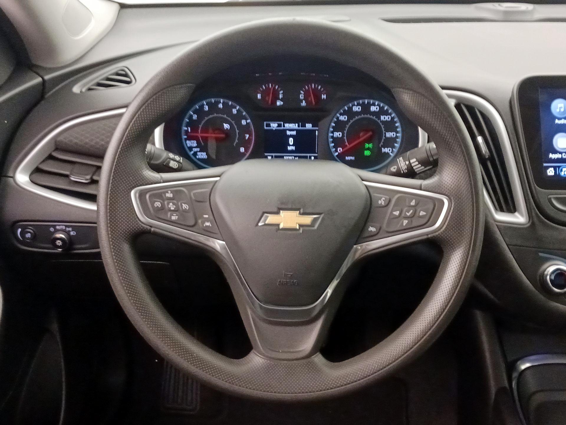 Thumbnail: 2023 Chevrolet Malibu - 10