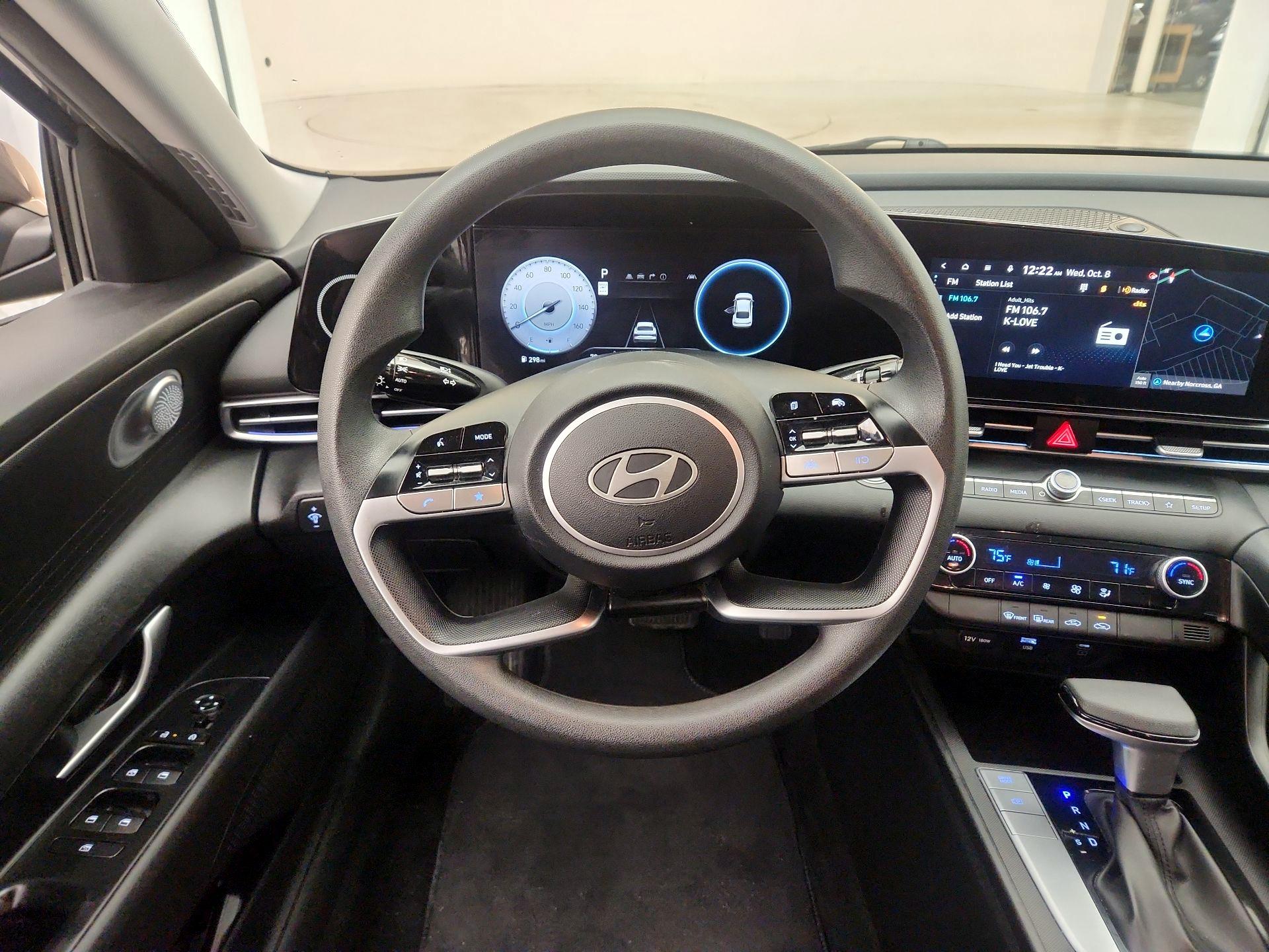 Thumbnail: 2024 Hyundai Elantra - 10