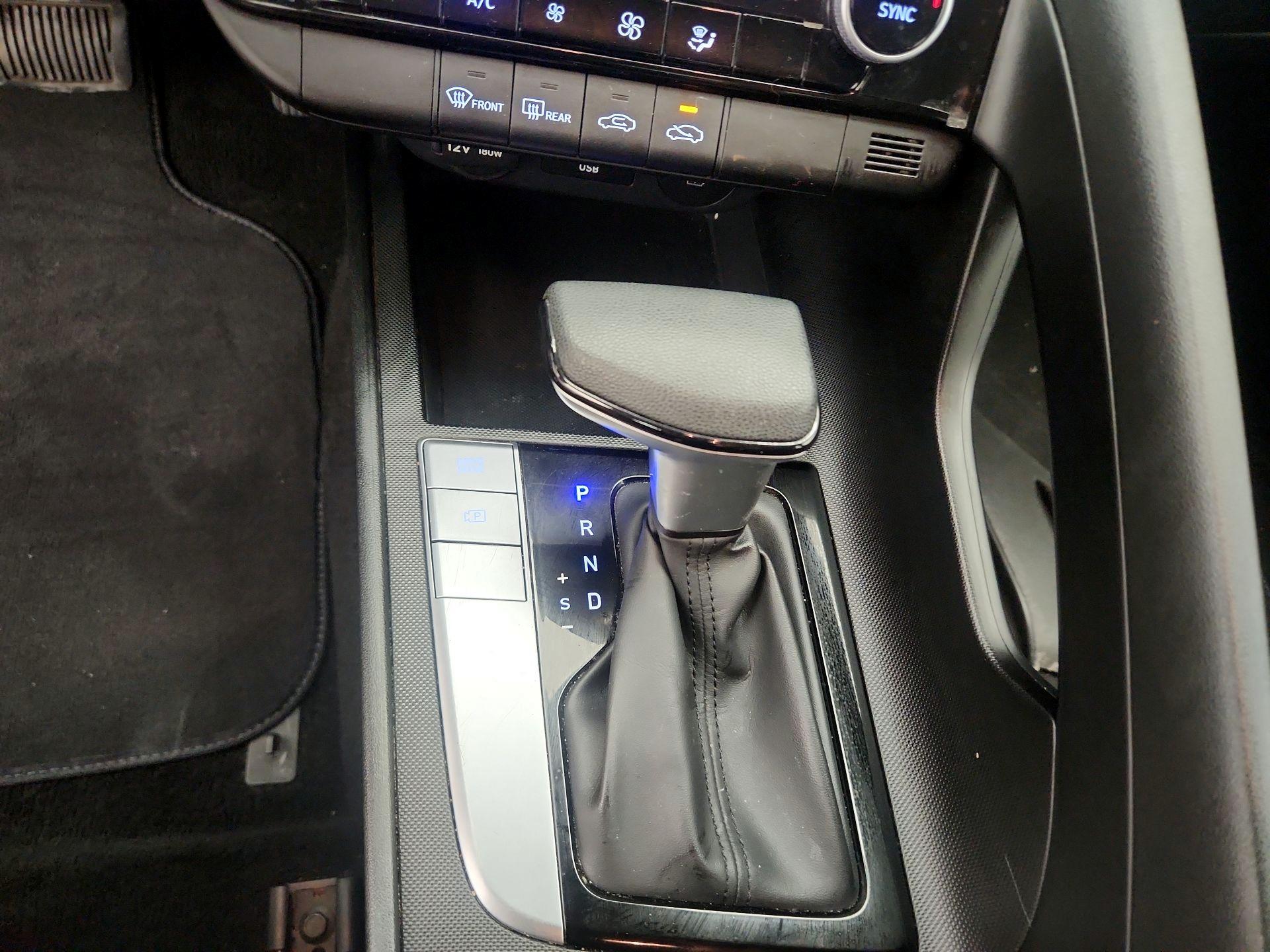 Thumbnail: 2024 Hyundai Elantra - 18