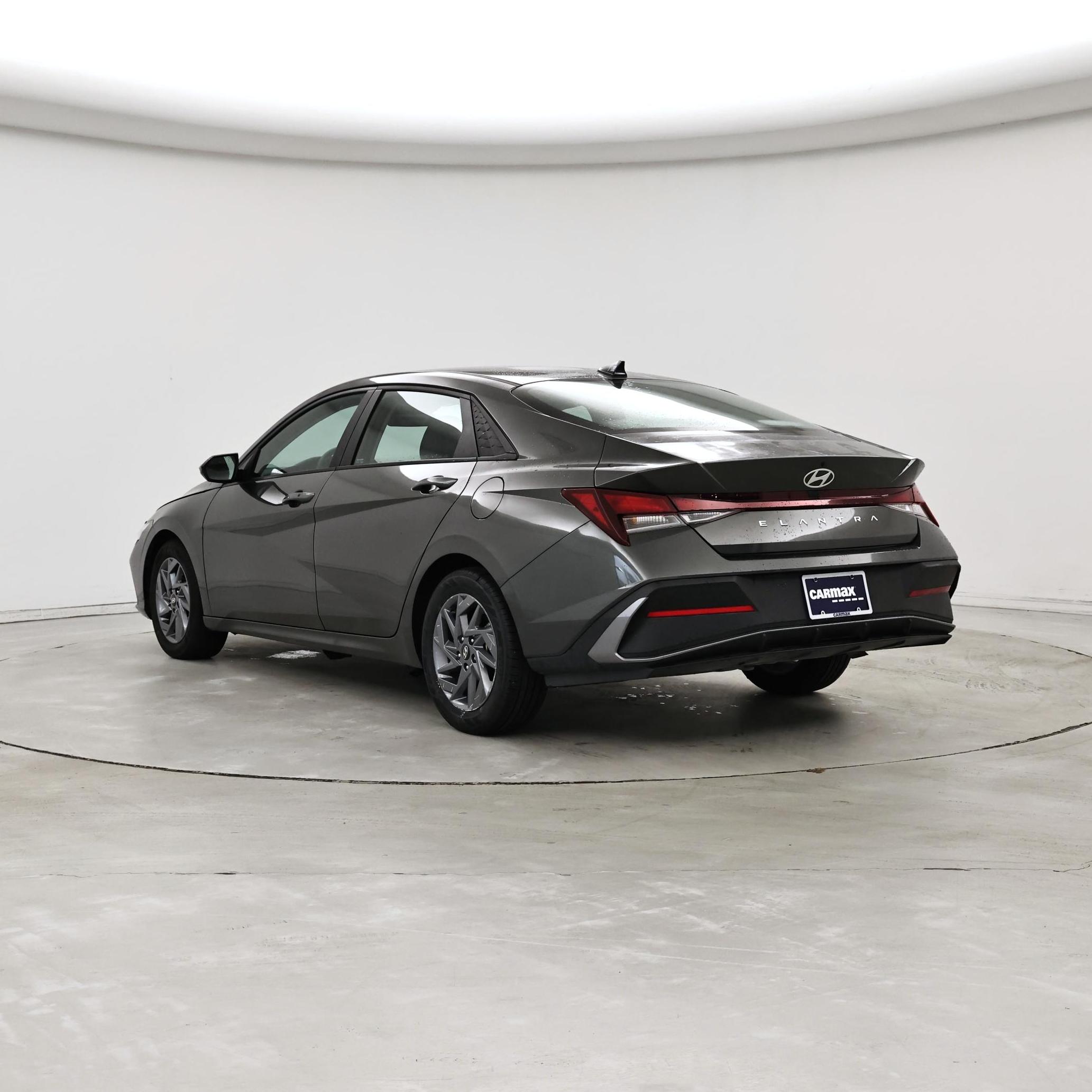 Thumbnail: 2024 Hyundai Elantra - 2