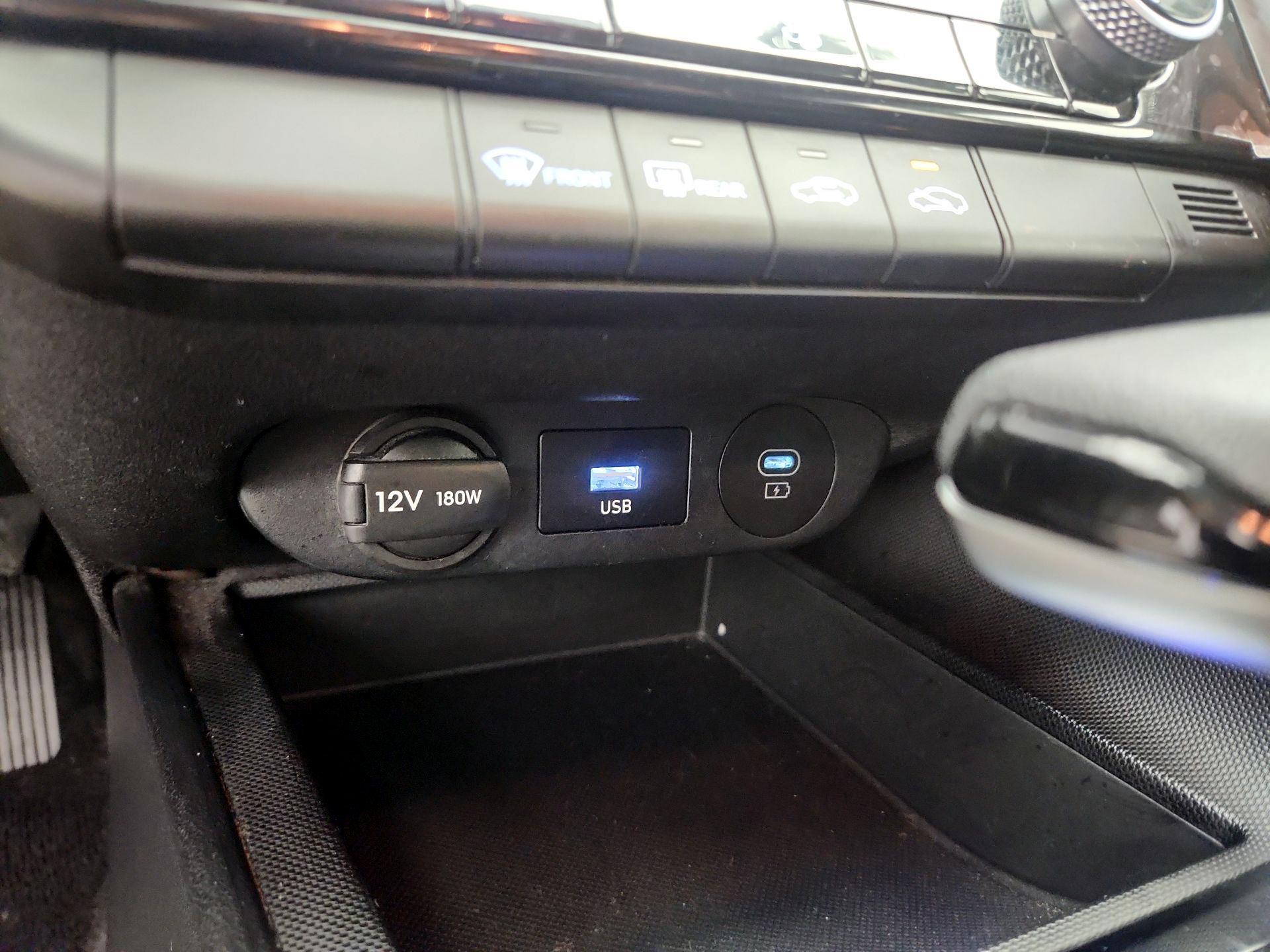 Thumbnail: 2024 Hyundai Elantra - 19