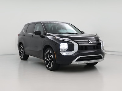 Black 2022 Mitsubishi Outlander SE