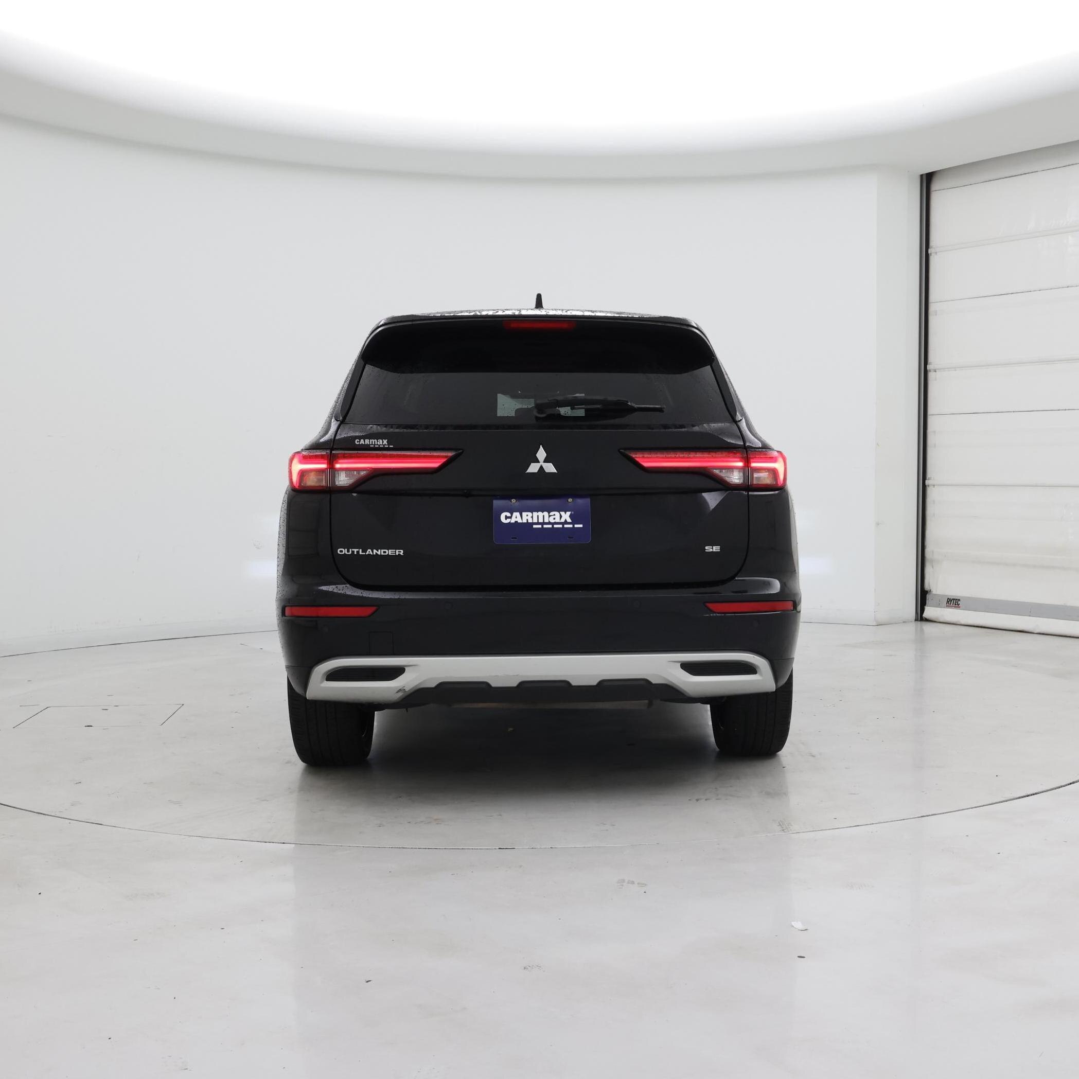 Thumbnail: 2022 Mitsubishi Outlander - 6