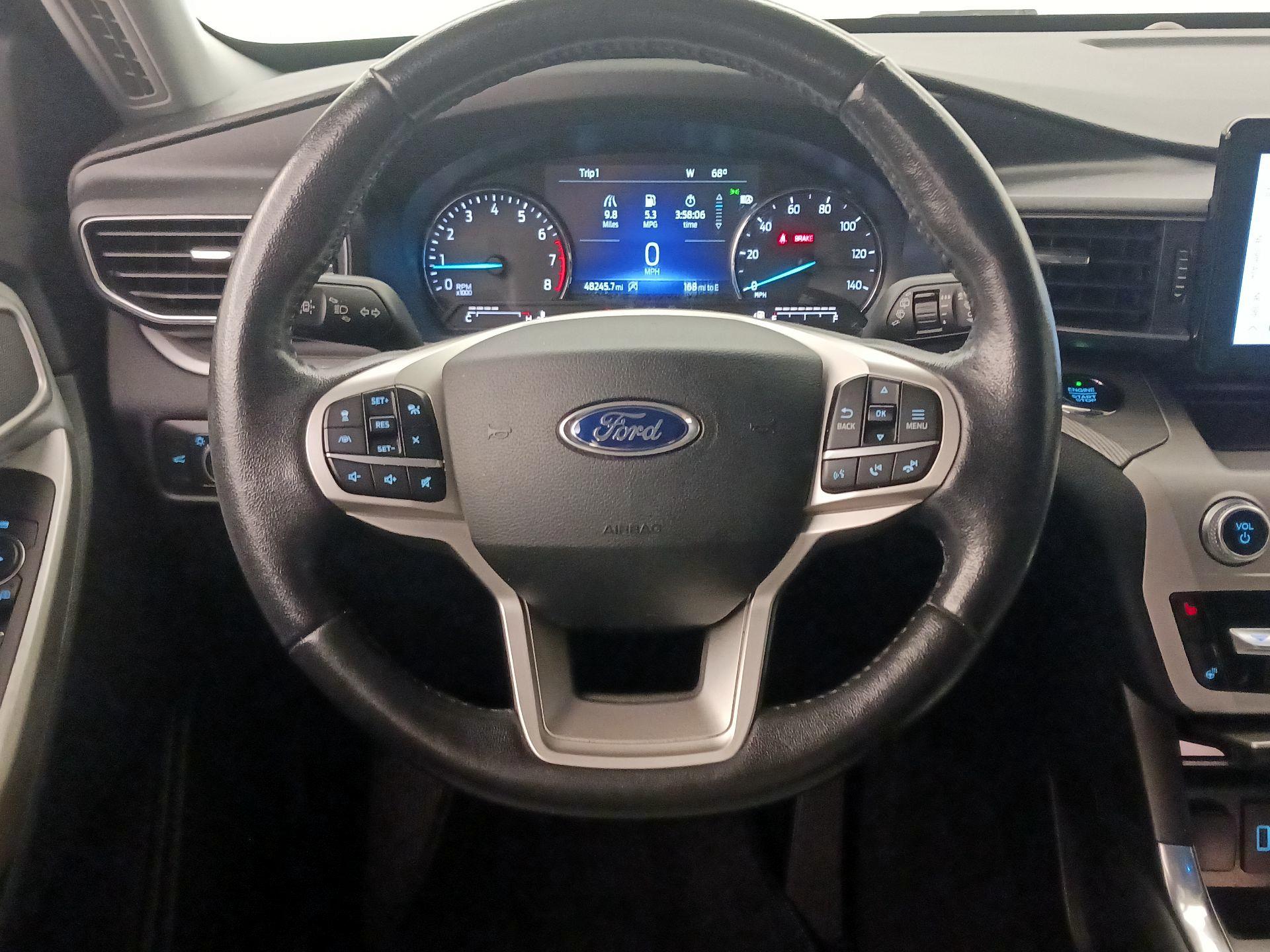 Thumbnail: 2021 Ford Explorer - 10