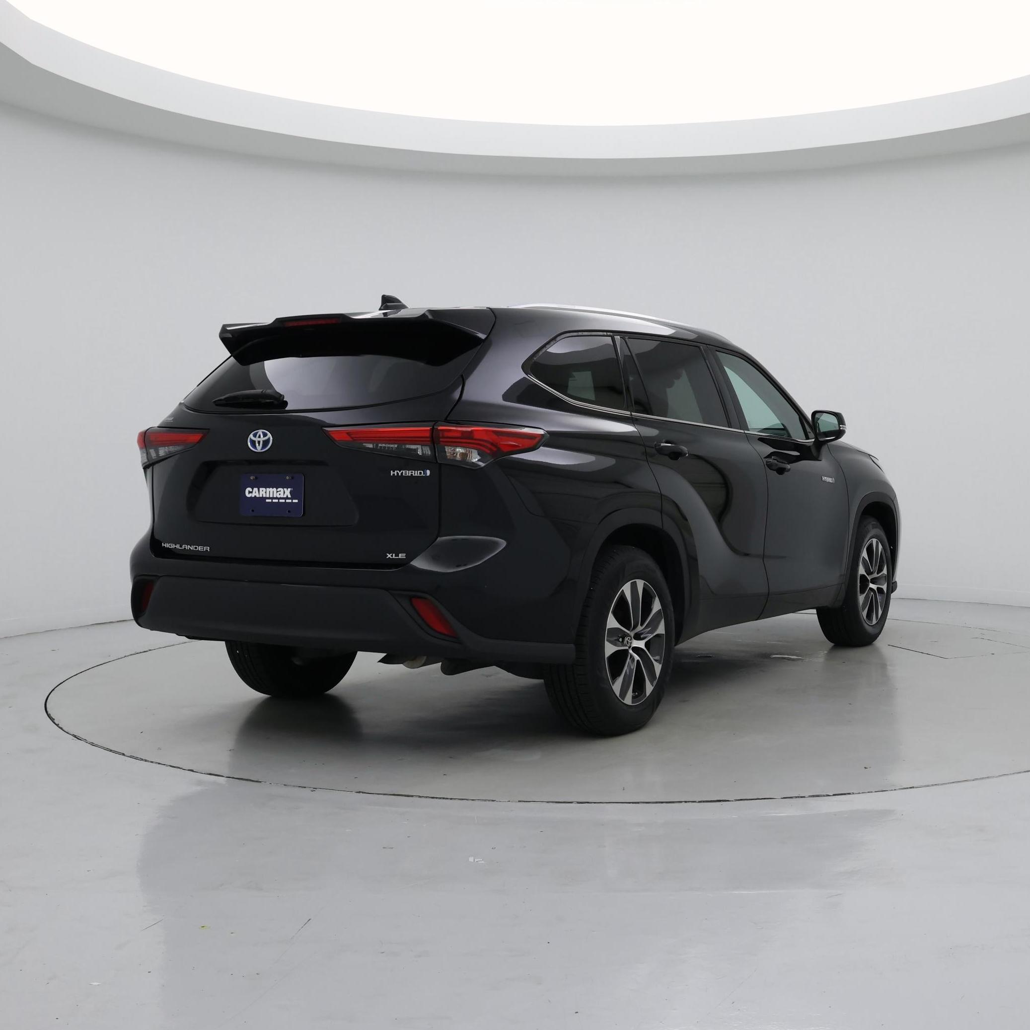 Thumbnail: 2021 Toyota Highlander - 8