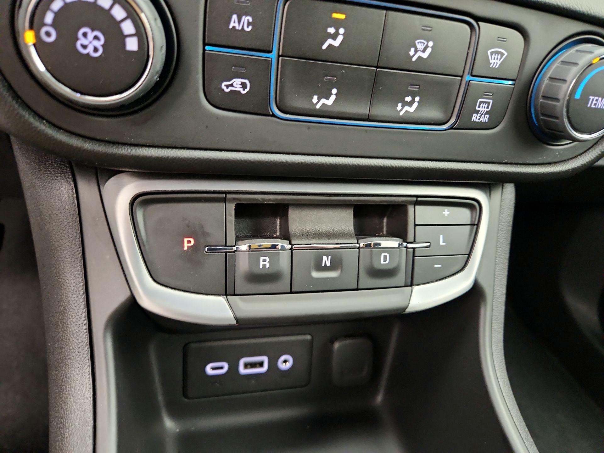 Thumbnail: 2022 GMC Terrain - 18