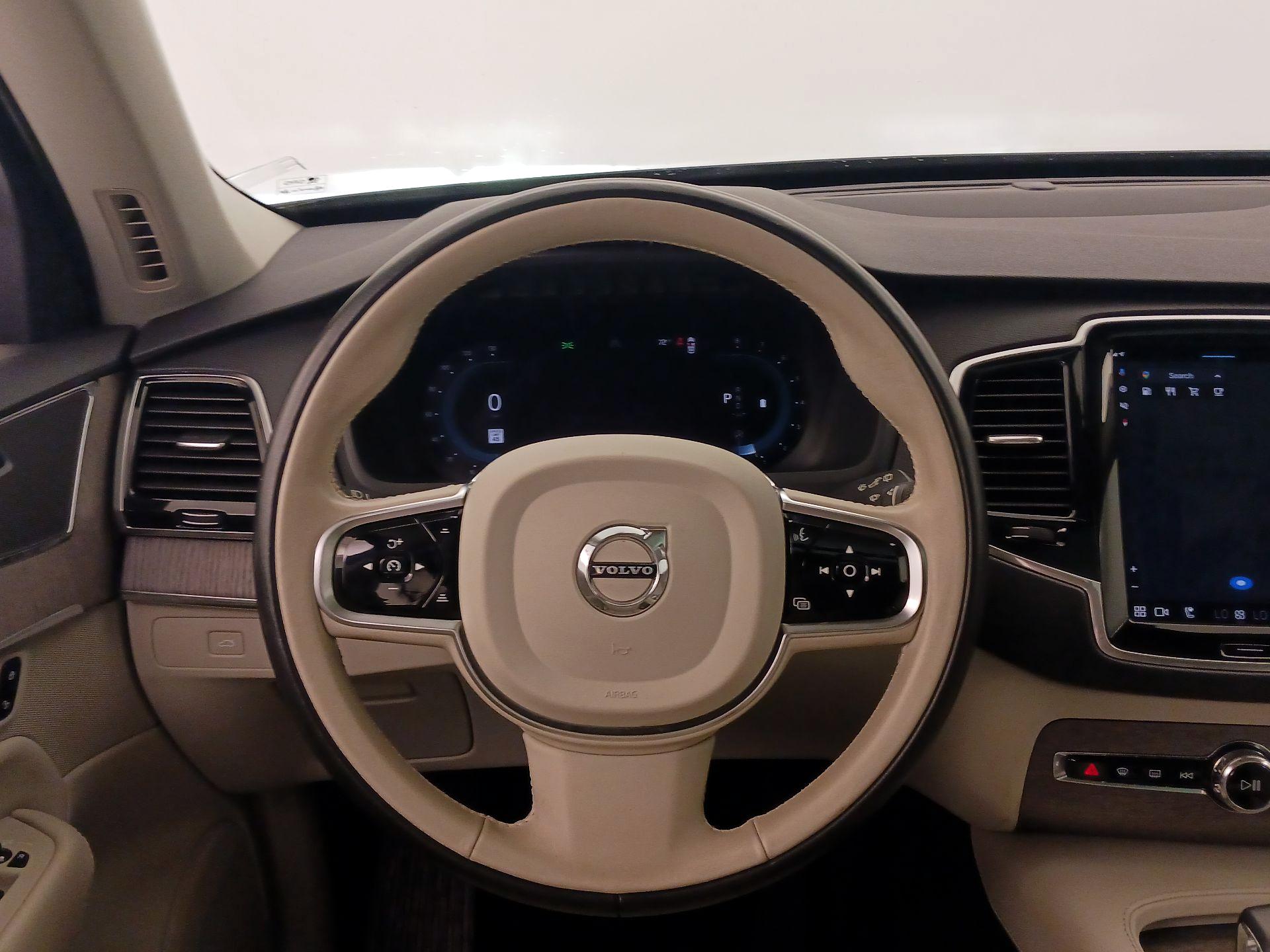 Thumbnail: 2023 Volvo XC90 - 10