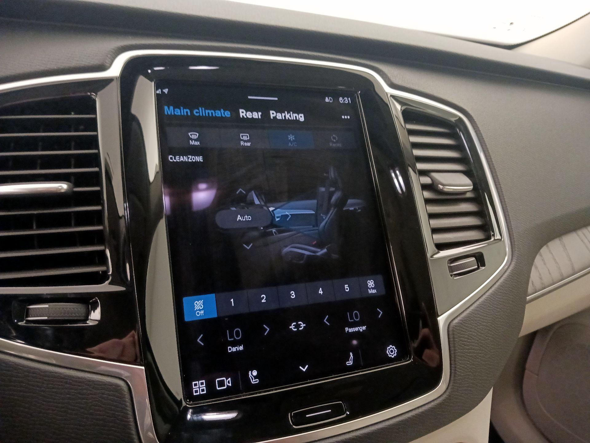 Thumbnail: 2023 Volvo XC90 - 17