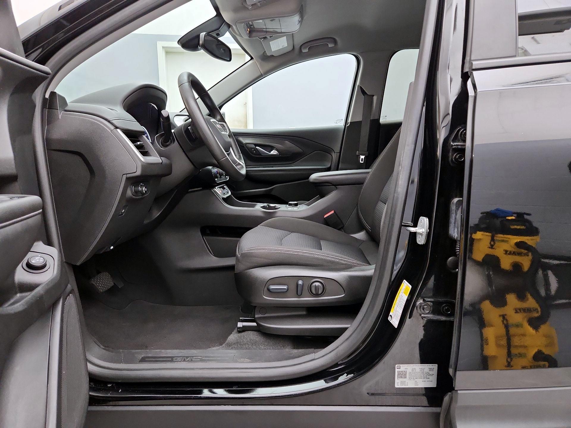 Thumbnail: 2022 GMC Terrain - 11