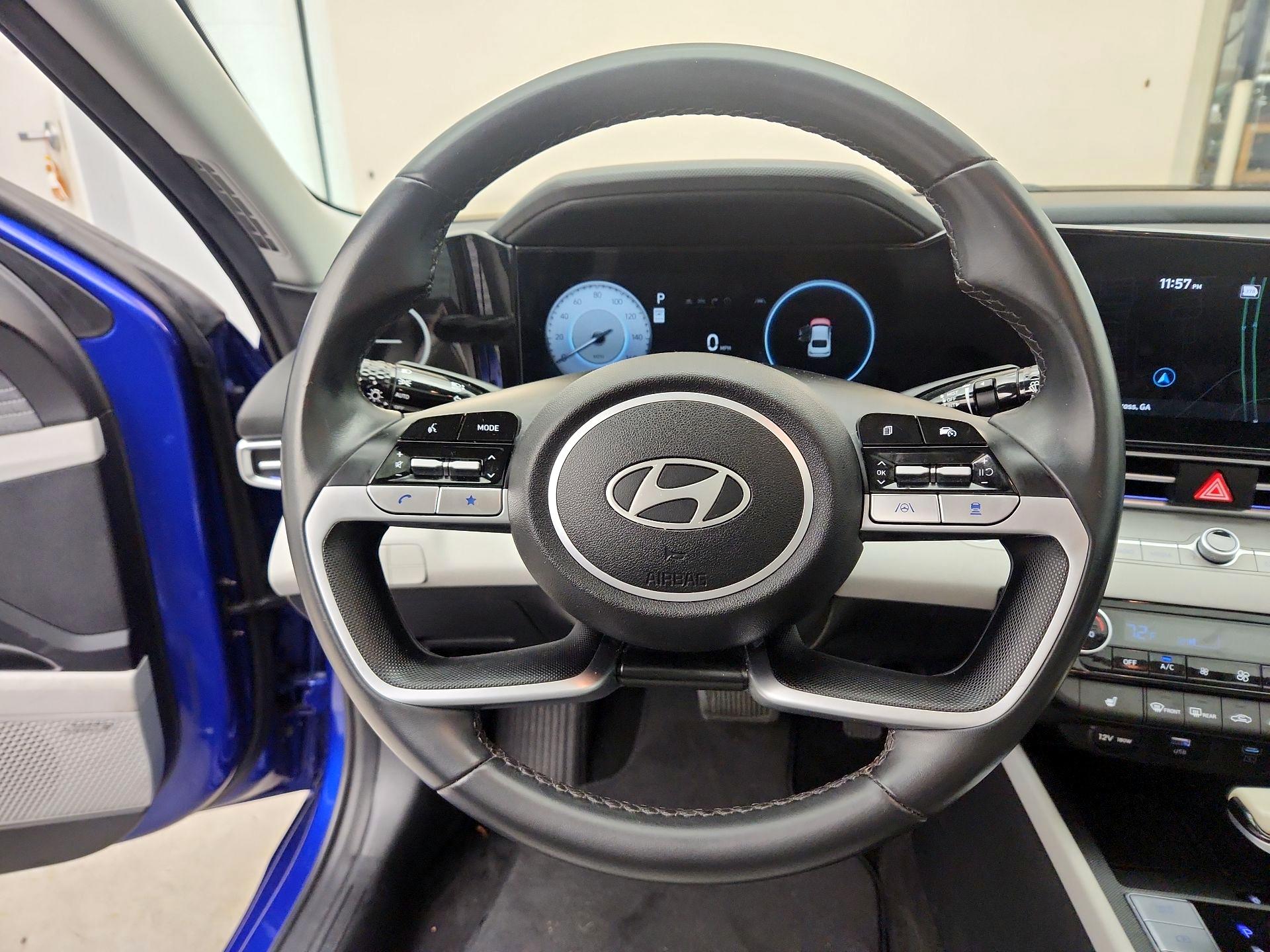 Thumbnail: 2024 Hyundai Elantra - 10