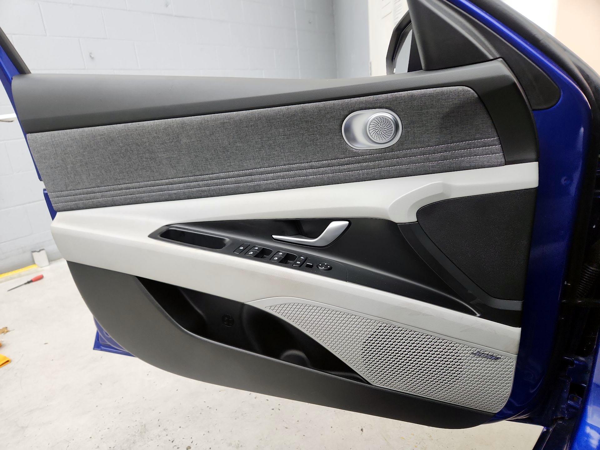Thumbnail: 2024 Hyundai Elantra - 12
