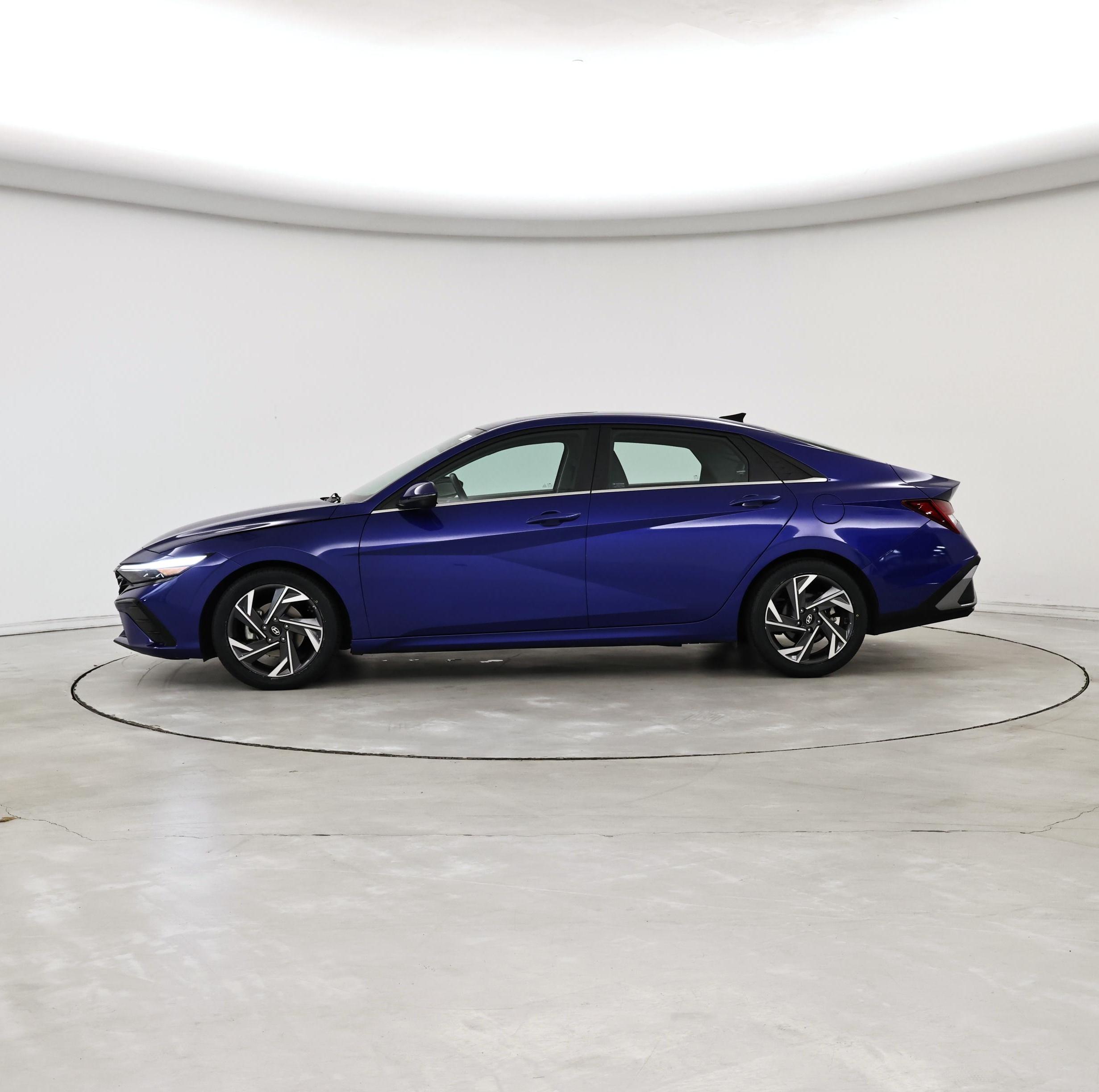 Thumbnail: 2024 Hyundai Elantra - 3
