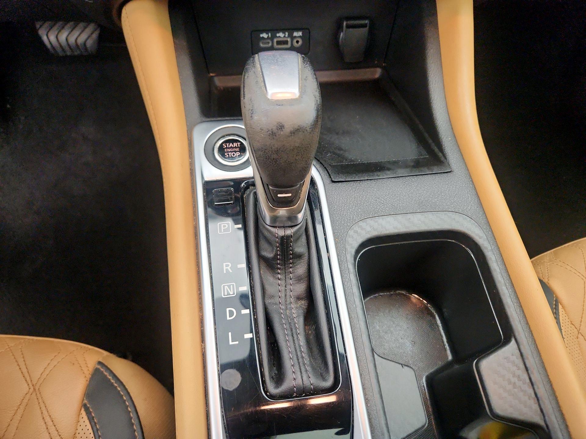 Thumbnail: 2021 Nissan Sentra - 17