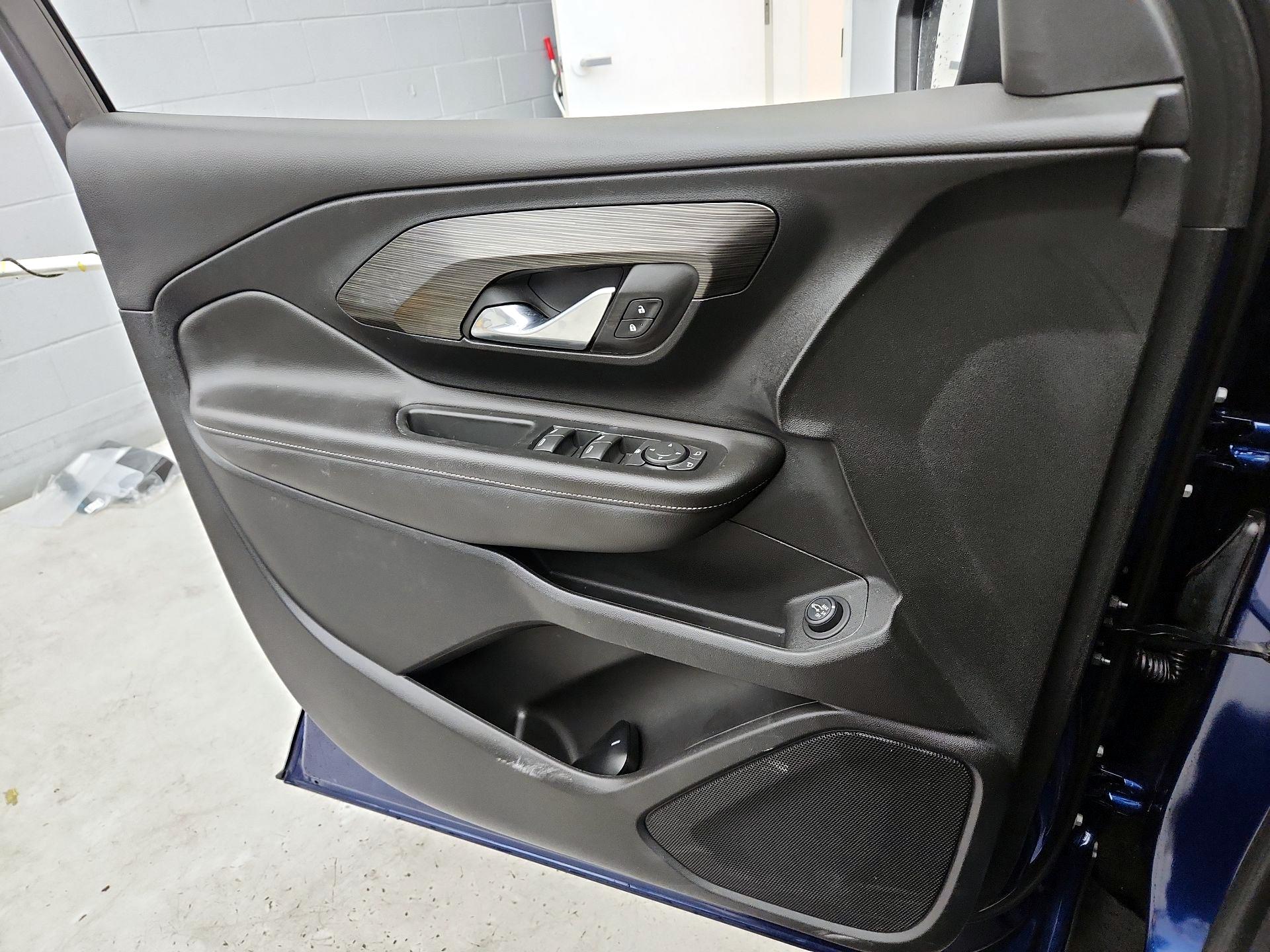 Thumbnail: 2023 GMC Terrain - 12