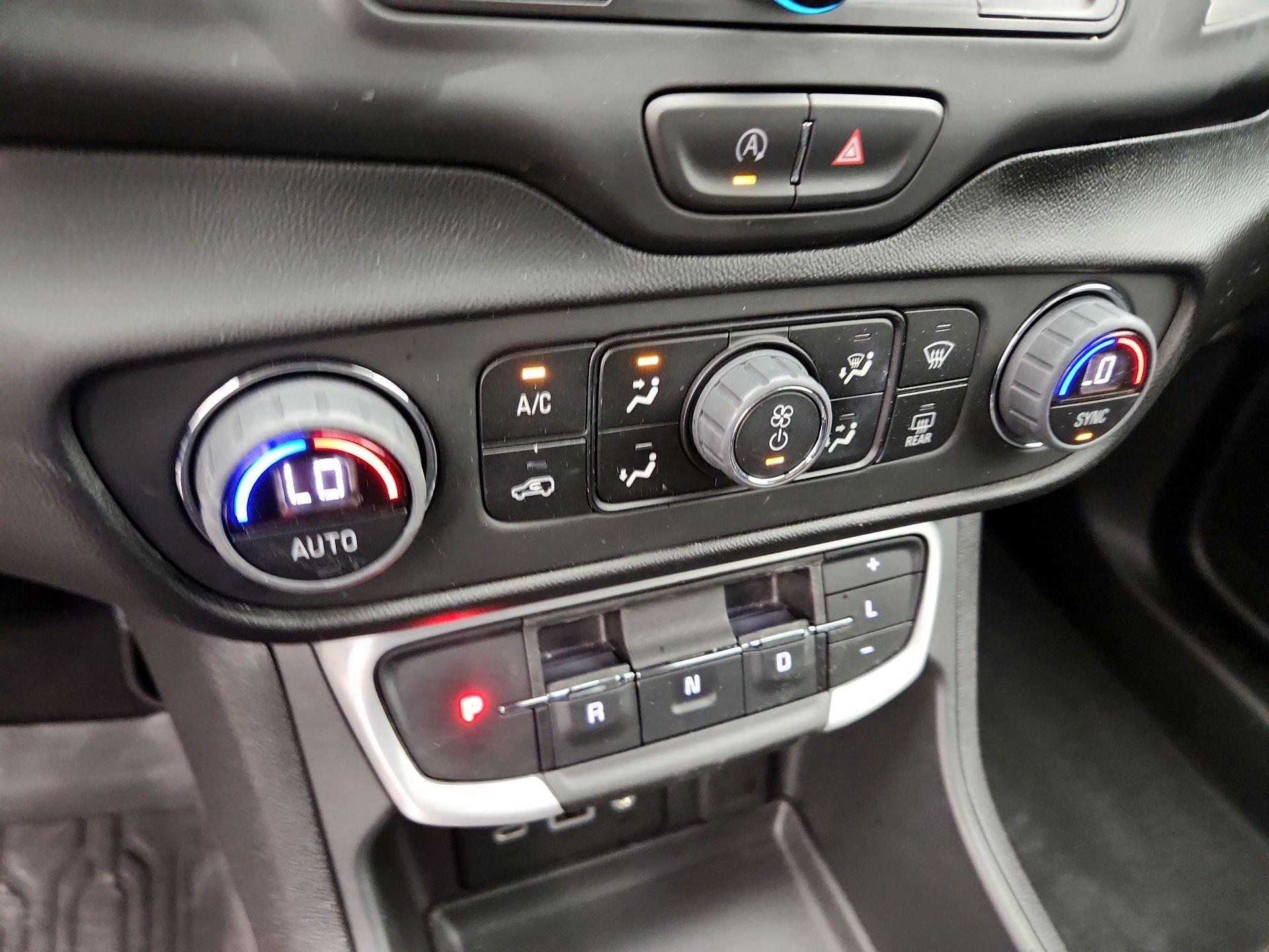 Thumbnail: 2023 GMC Terrain - 16