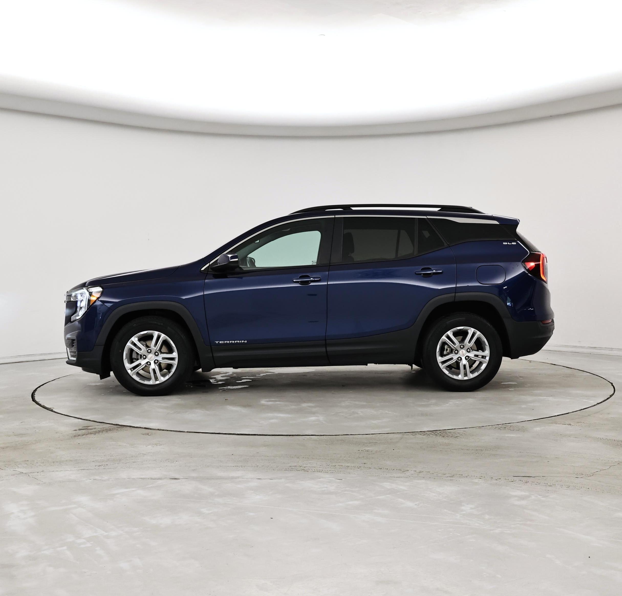 Thumbnail: 2023 GMC Terrain - 3