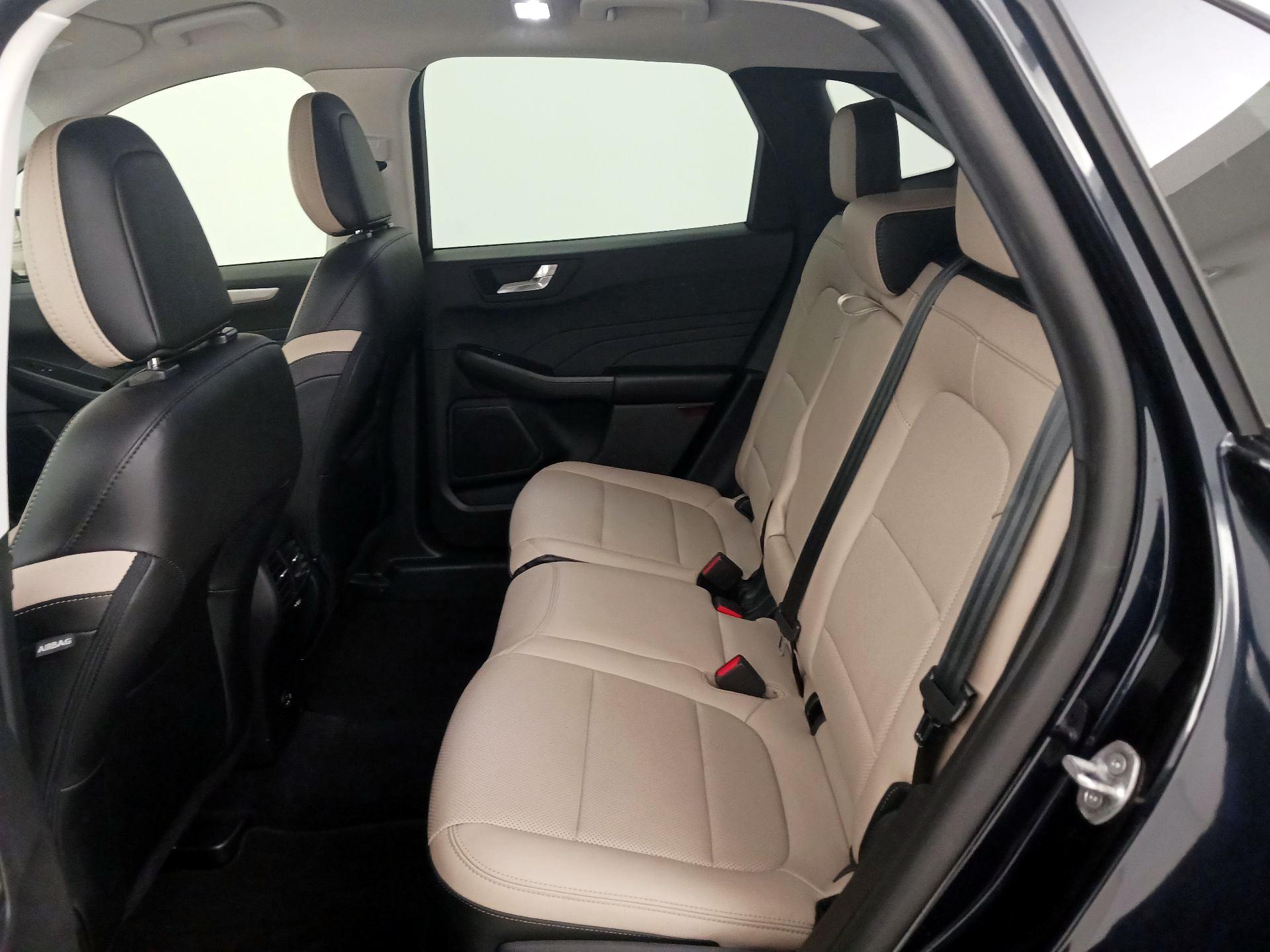 Thumbnail: 2021 Ford Escape - 19