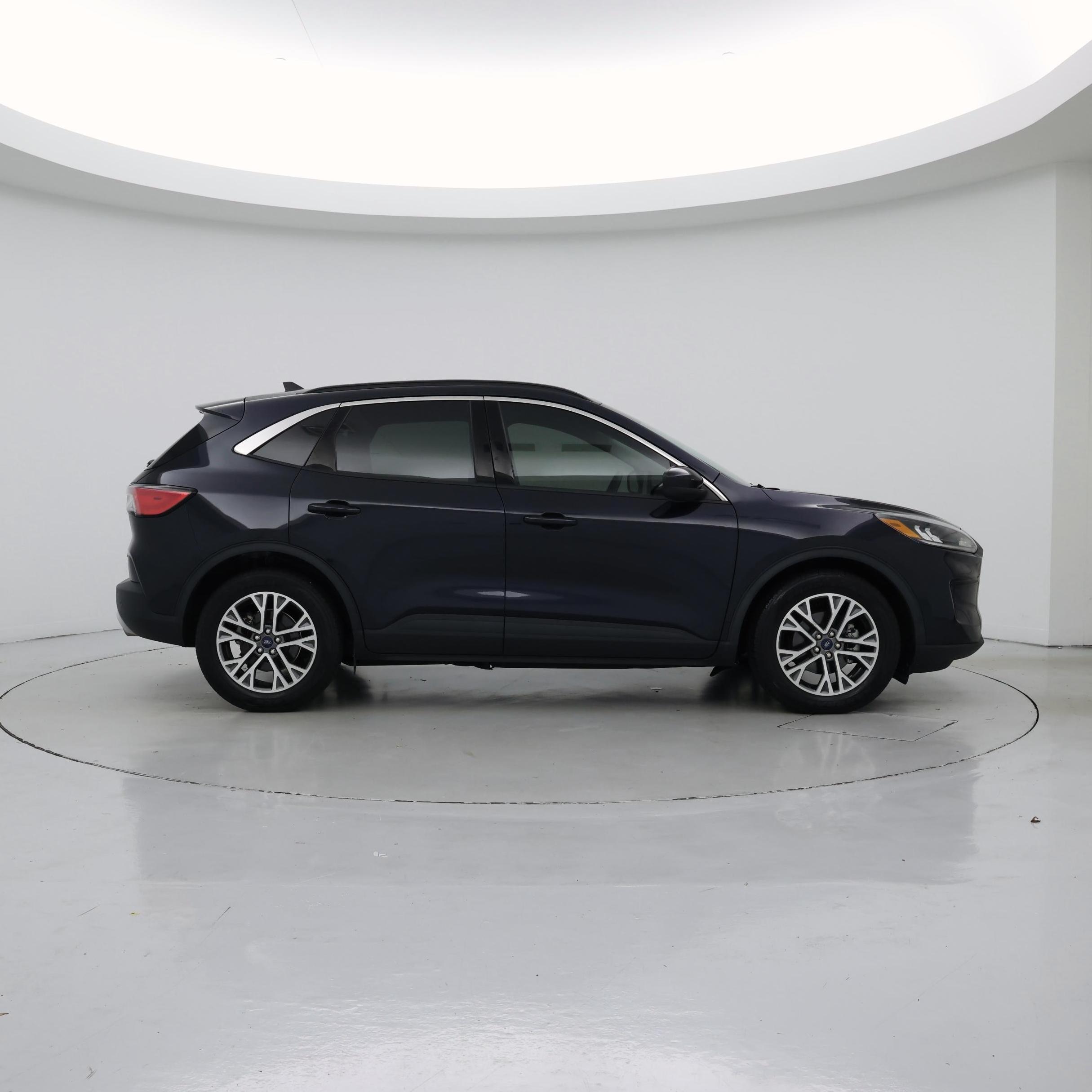 Thumbnail: 2021 Ford Escape - 7