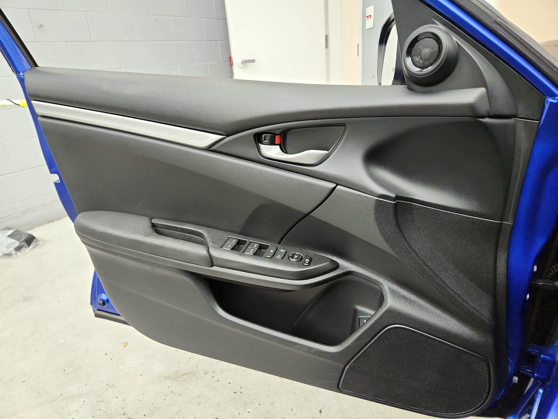 Thumbnail: 2020 Honda Civic - 12