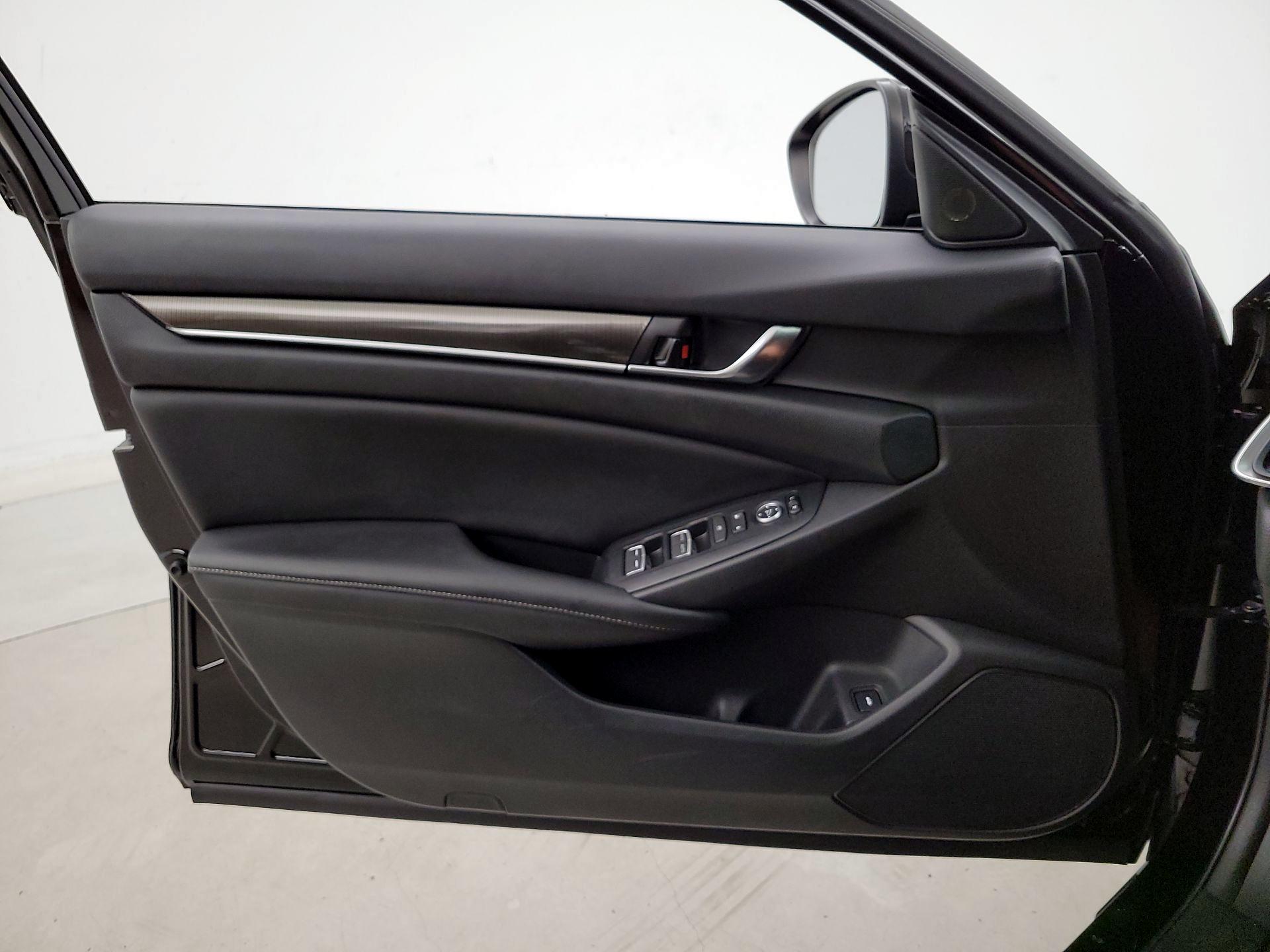 Thumbnail: 2021 Honda Accord - 12