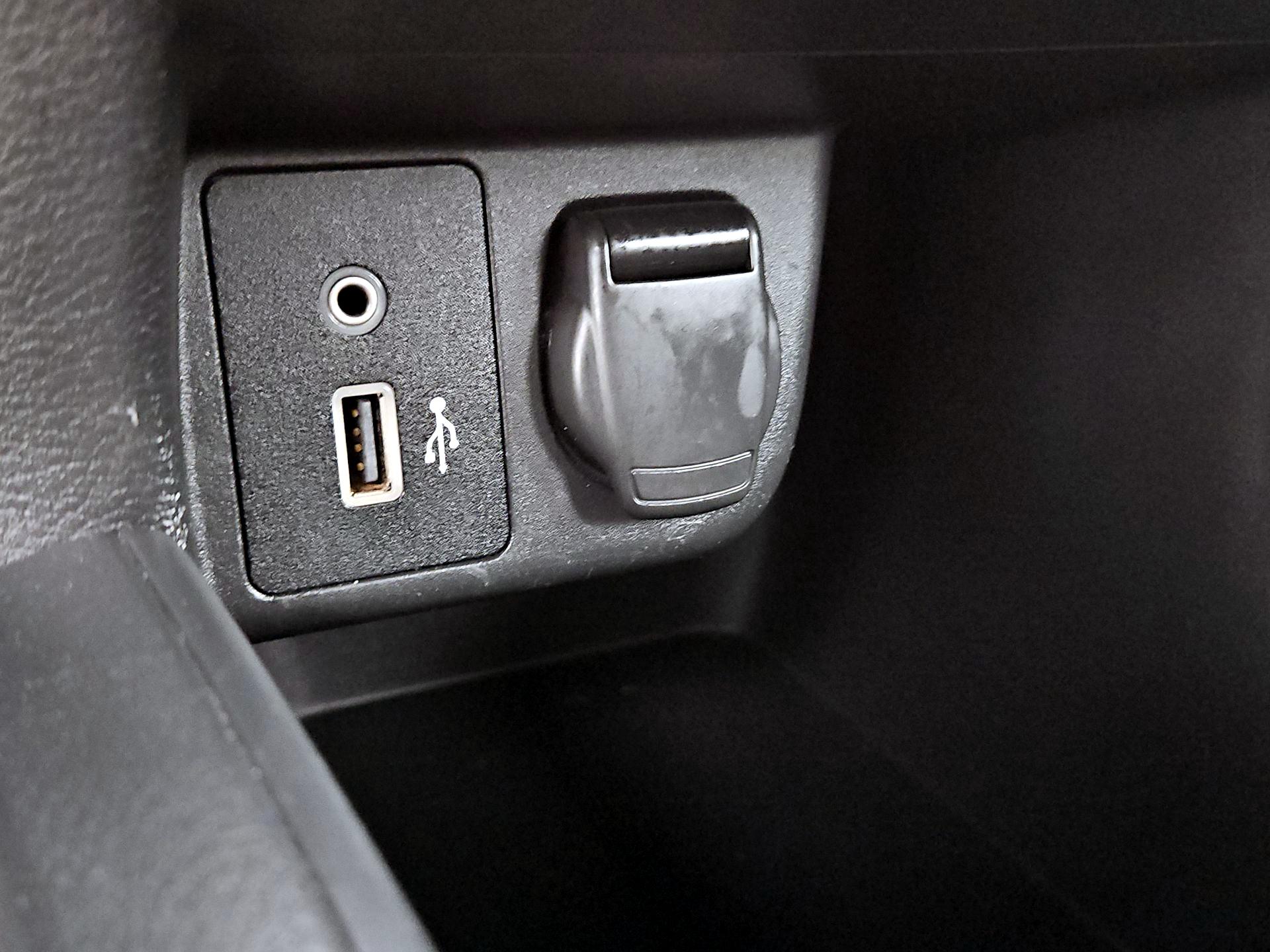 Thumbnail: 2021 Nissan Versa - 18