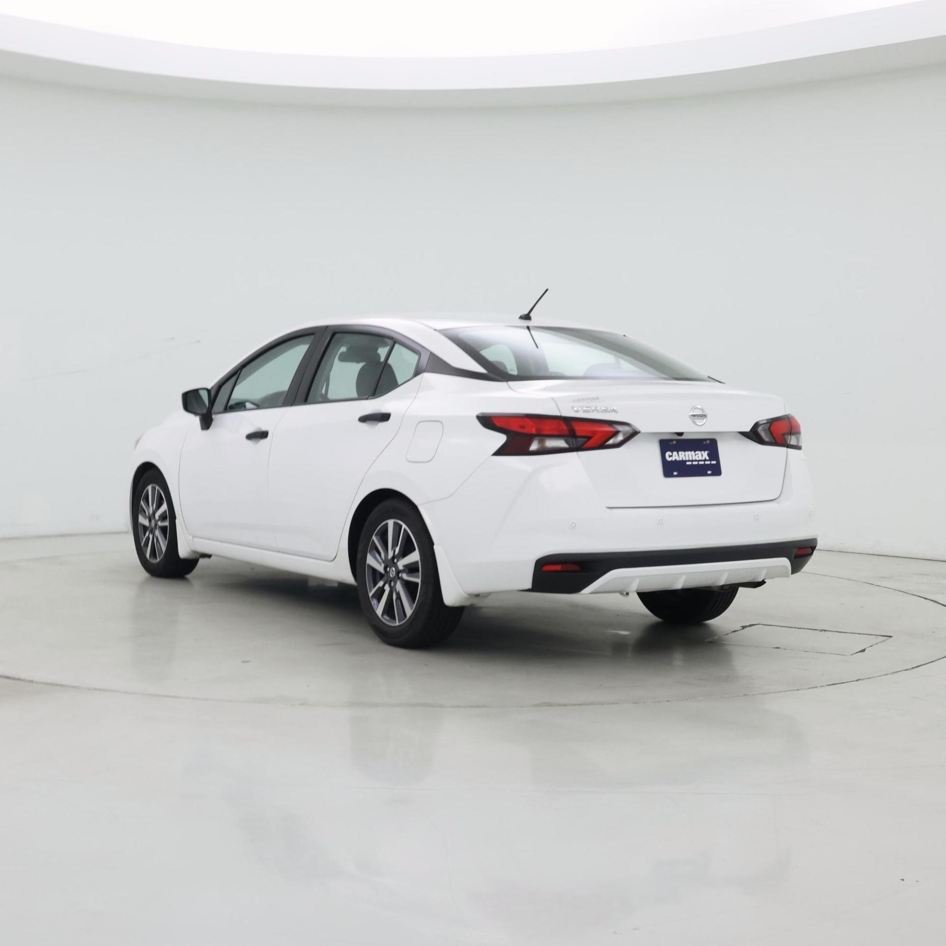 Thumbnail: 2021 Nissan Versa - 2