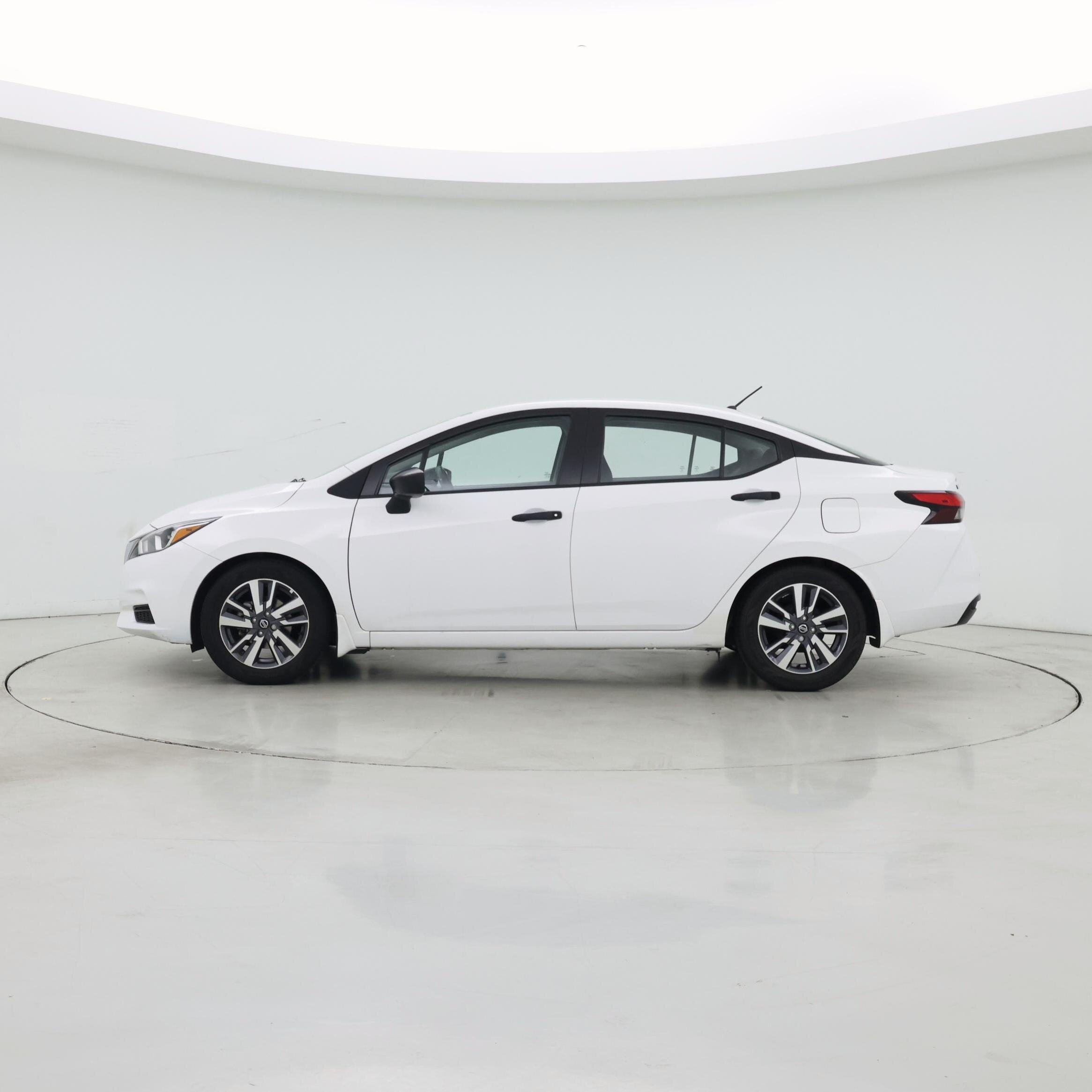 Thumbnail: 2021 Nissan Versa - 3