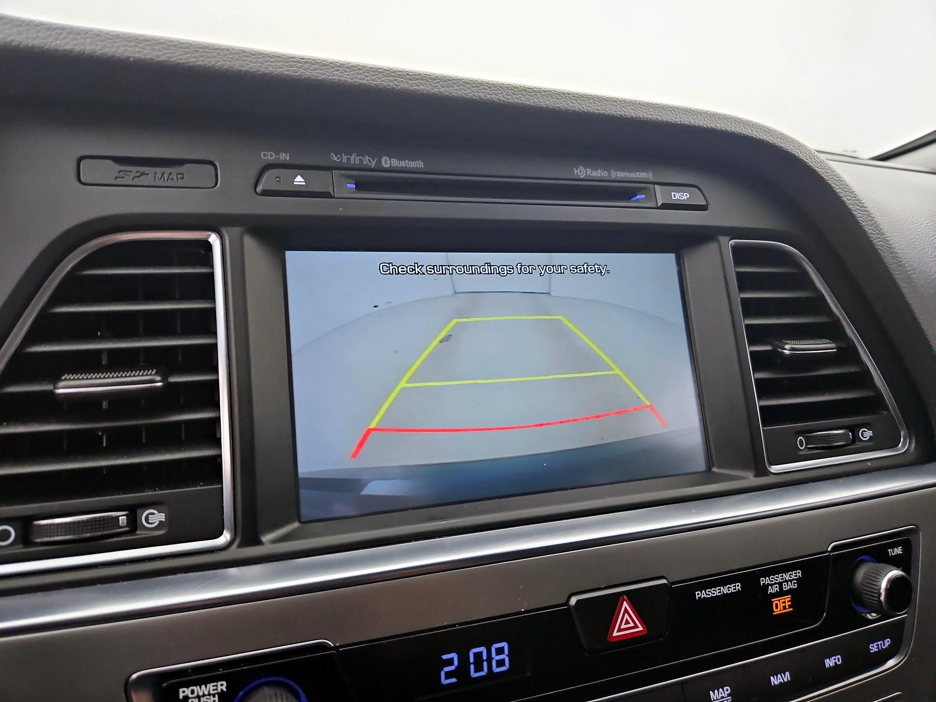Thumbnail: 2016 Hyundai Sonata - 14