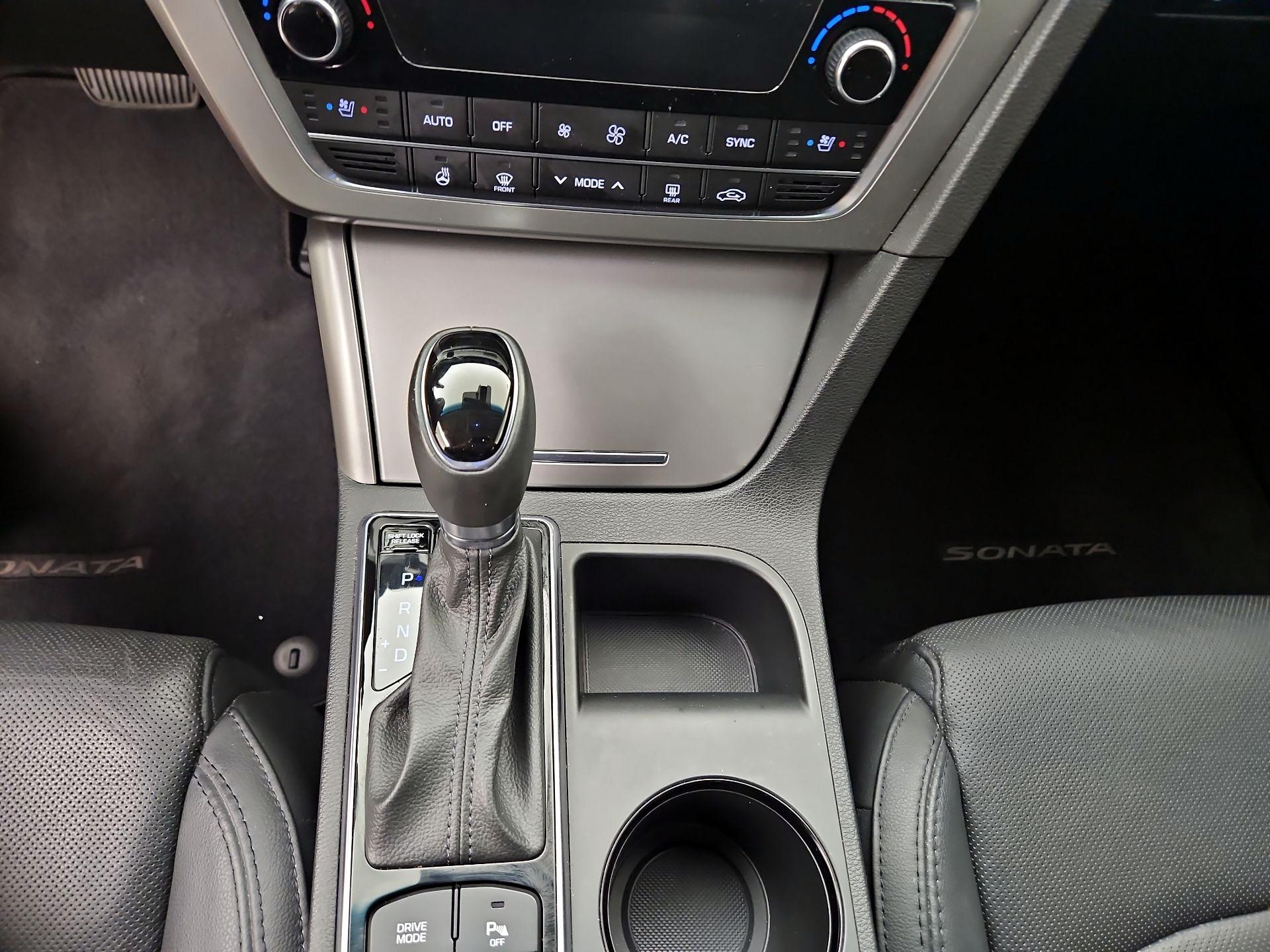 Thumbnail: 2016 Hyundai Sonata - 17