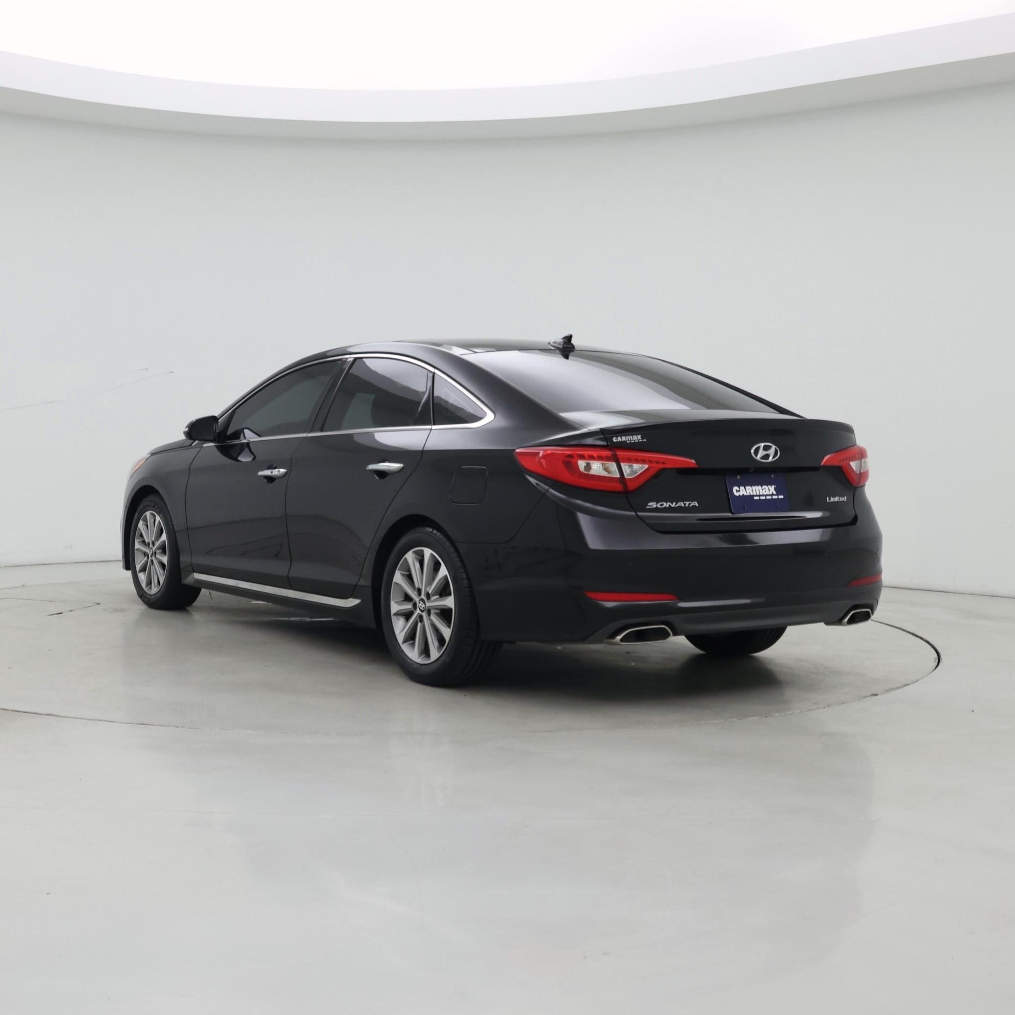 Thumbnail: 2016 Hyundai Sonata - 2