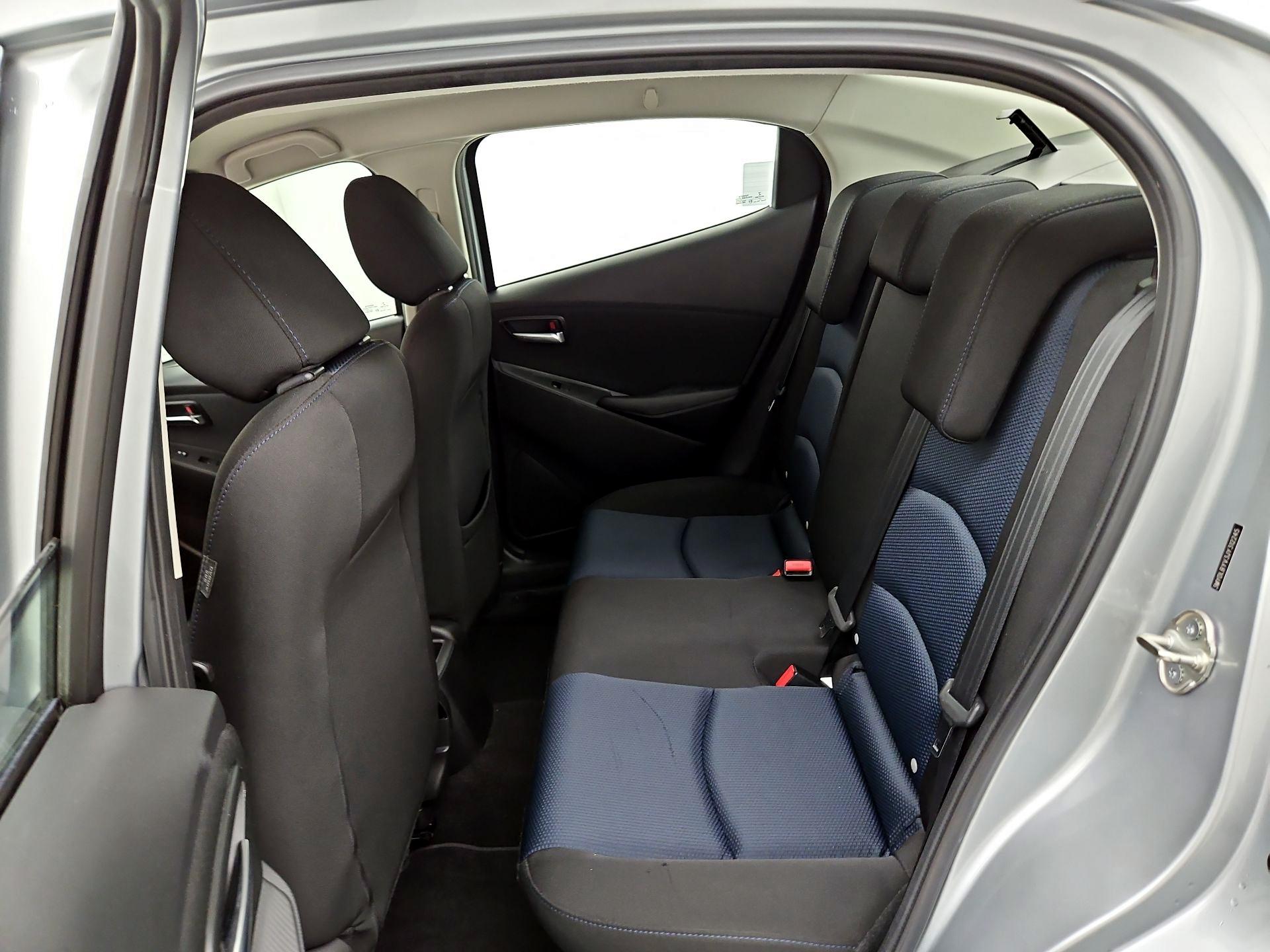 Thumbnail: 2018 Toyota Yaris iA - 19