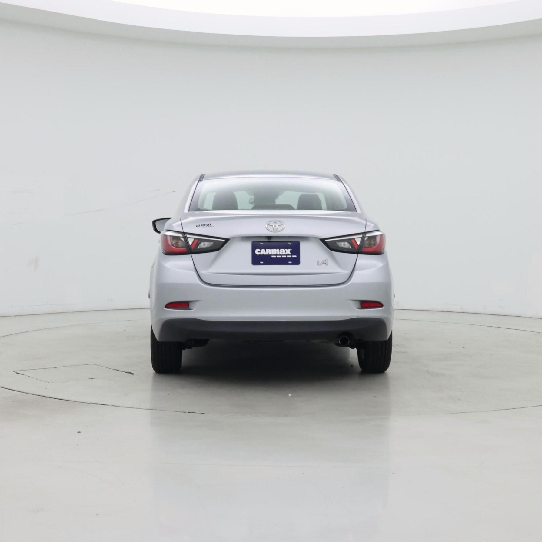 Thumbnail: 2018 Toyota Yaris iA - 6