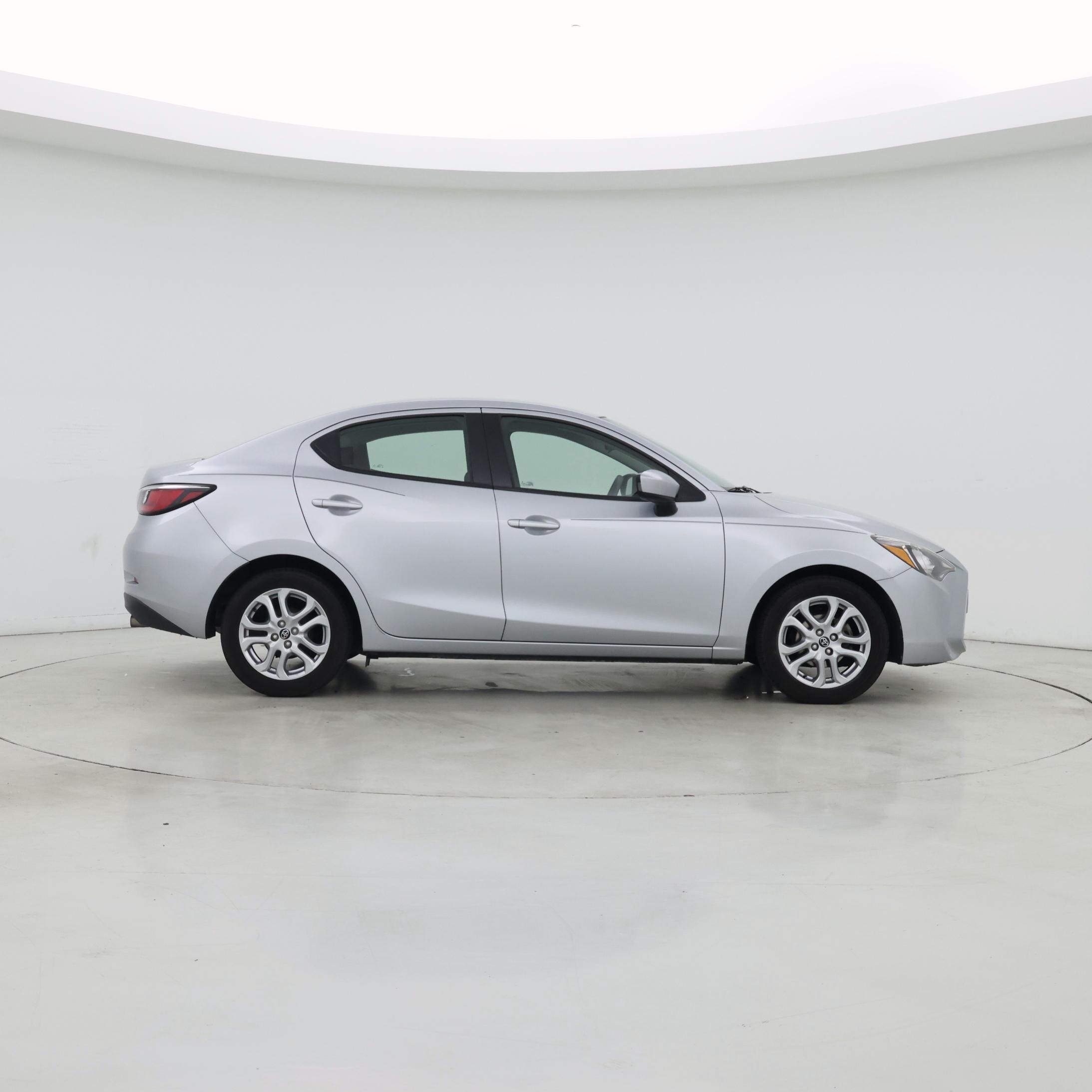 Thumbnail: 2018 Toyota Yaris iA - 7