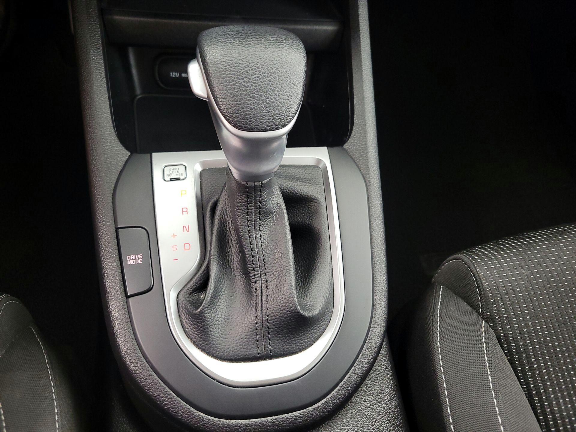 Thumbnail: 2021 Kia Forte - 17