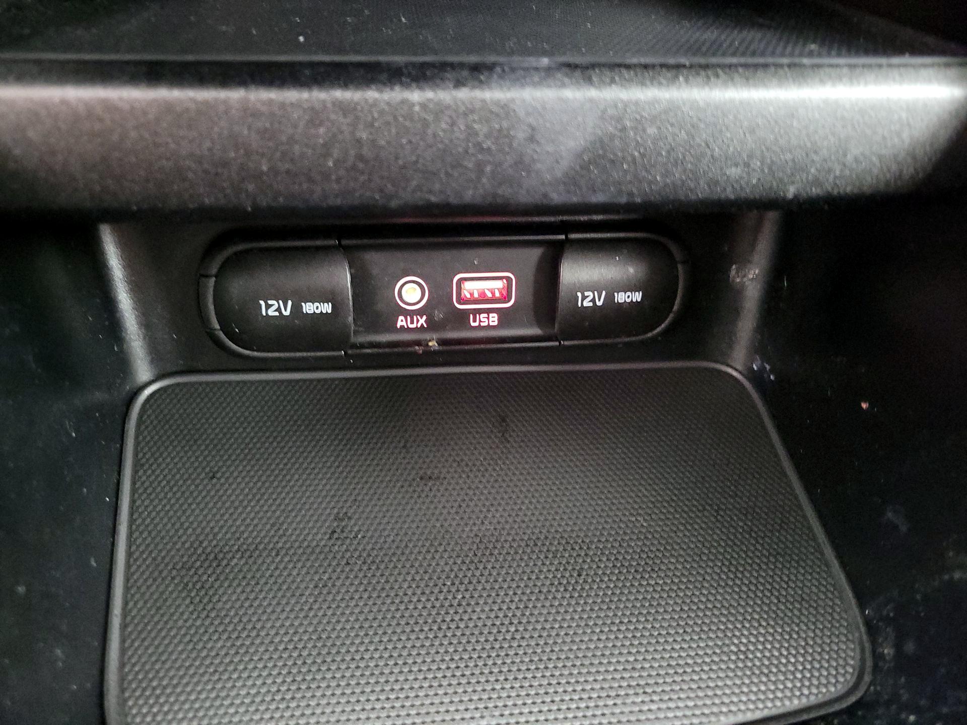 Thumbnail: 2021 Kia Forte - 18