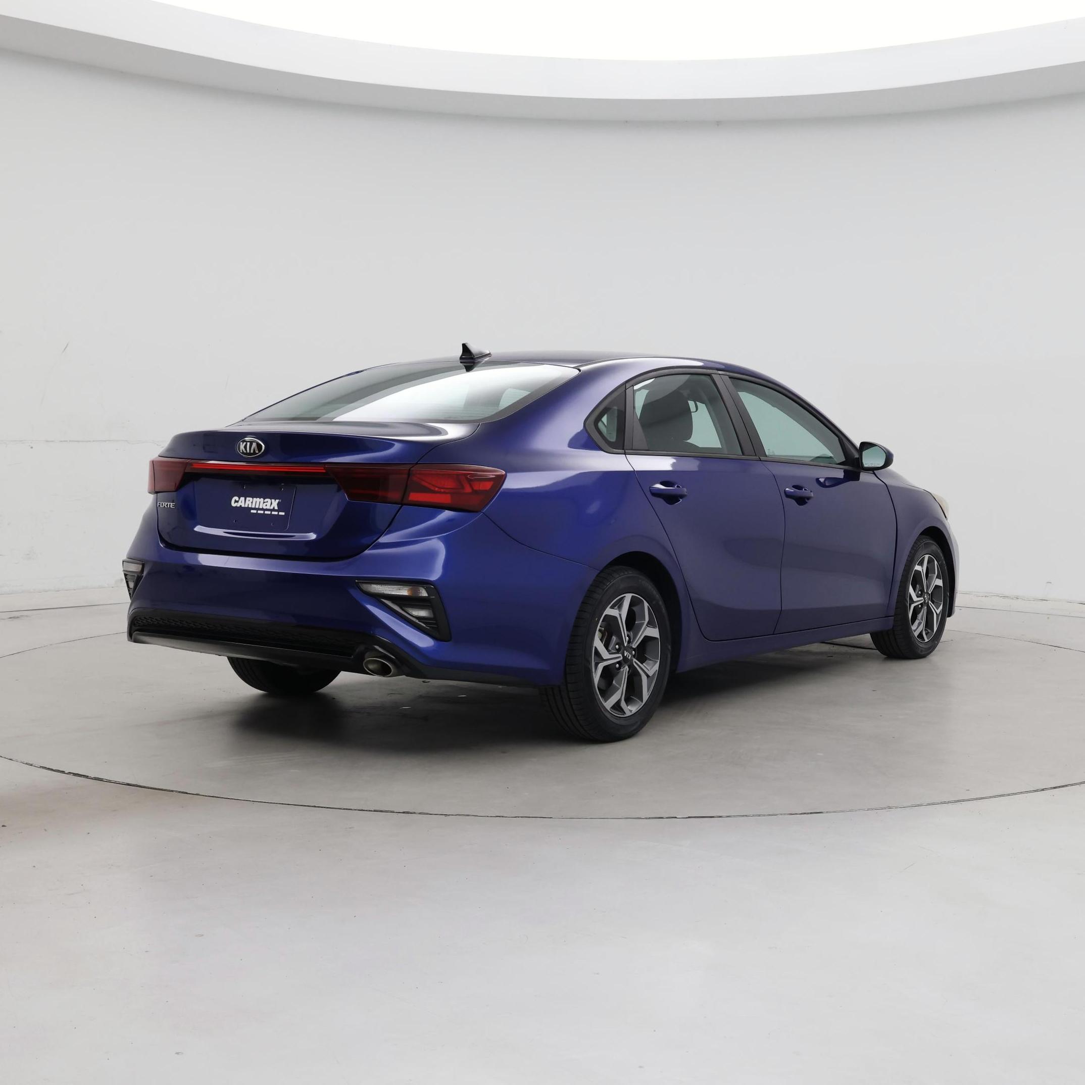 Thumbnail: 2021 Kia Forte - 8