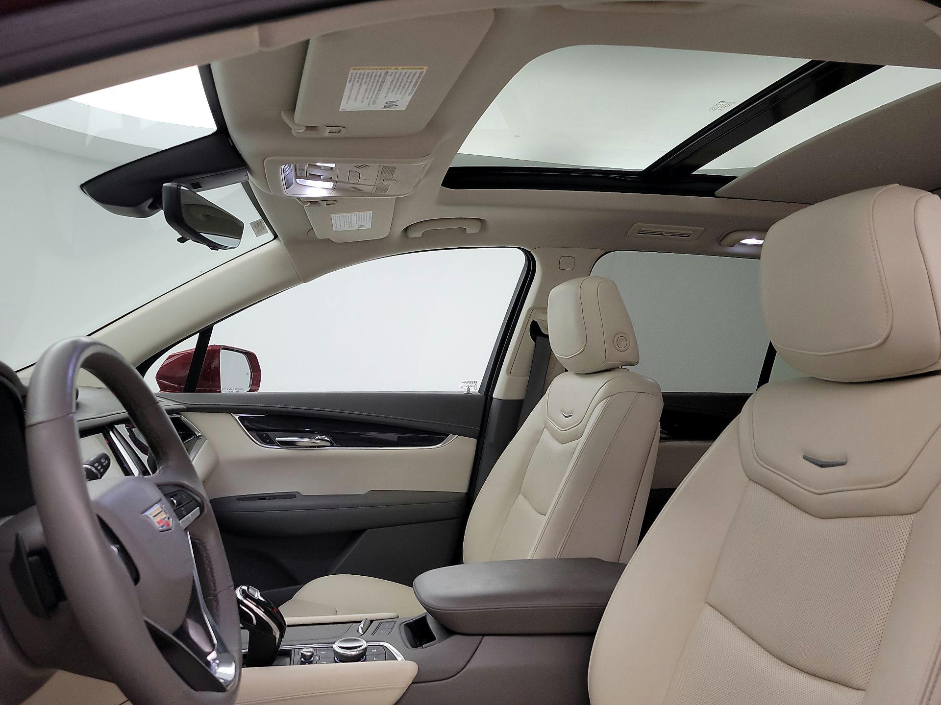 Thumbnail: 2020 Cadillac XT6 - 19