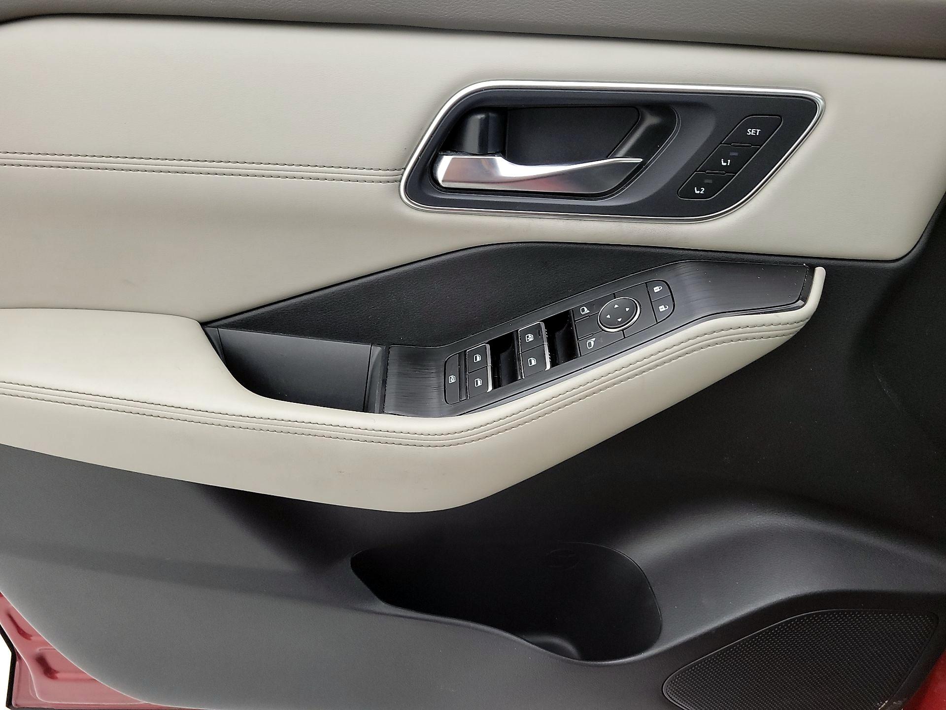 Thumbnail: 2021 Nissan Rogue - 12