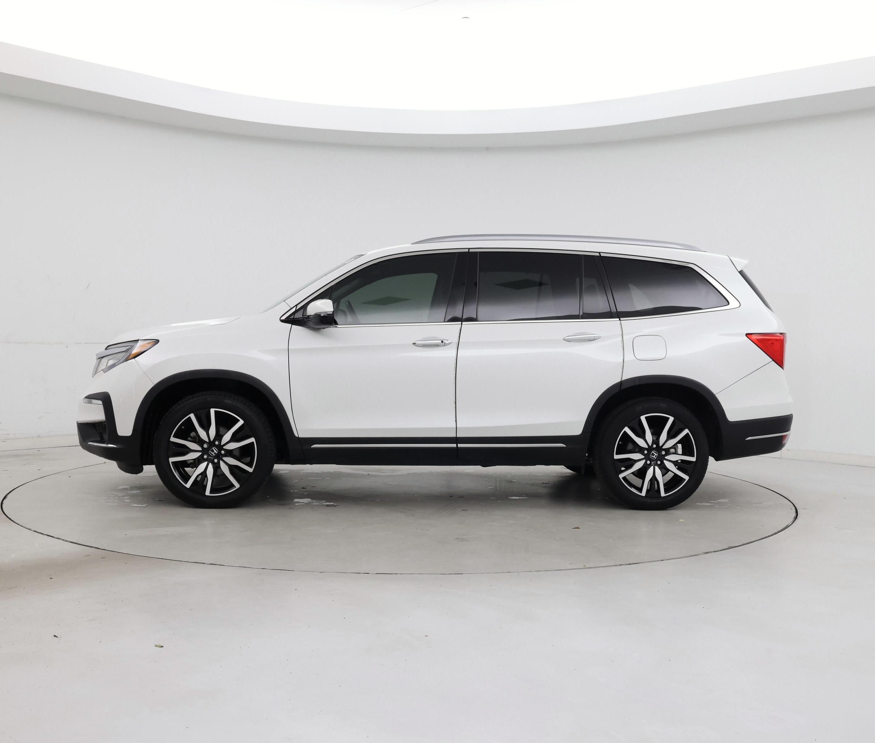 Thumbnail: 2021 Honda Pilot - 3