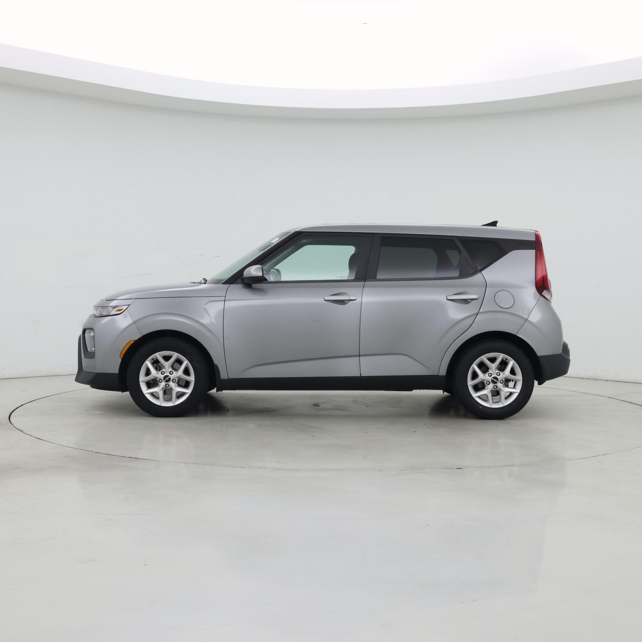 Thumbnail: 2022 Kia Soul - 3