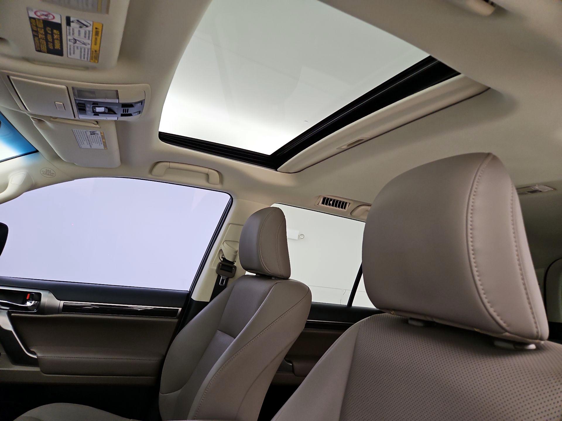 Thumbnail: 2022 Lexus GX - 20