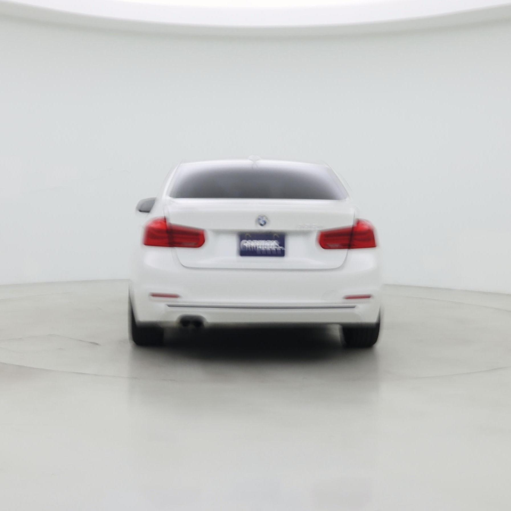 Thumbnail: 2018 BMW 3 Series - 6