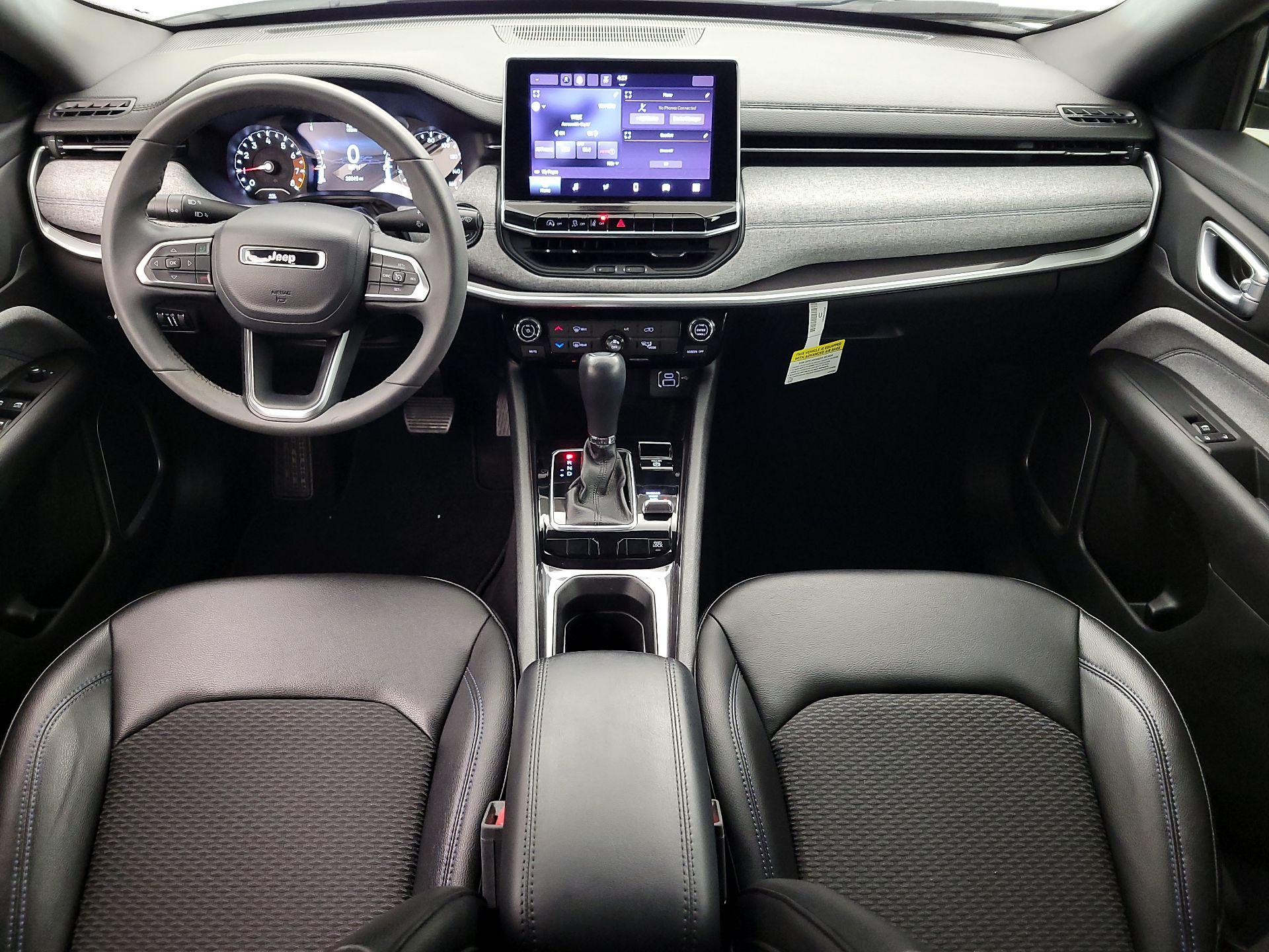 Thumbnail: 2023 Jeep Compass - 9